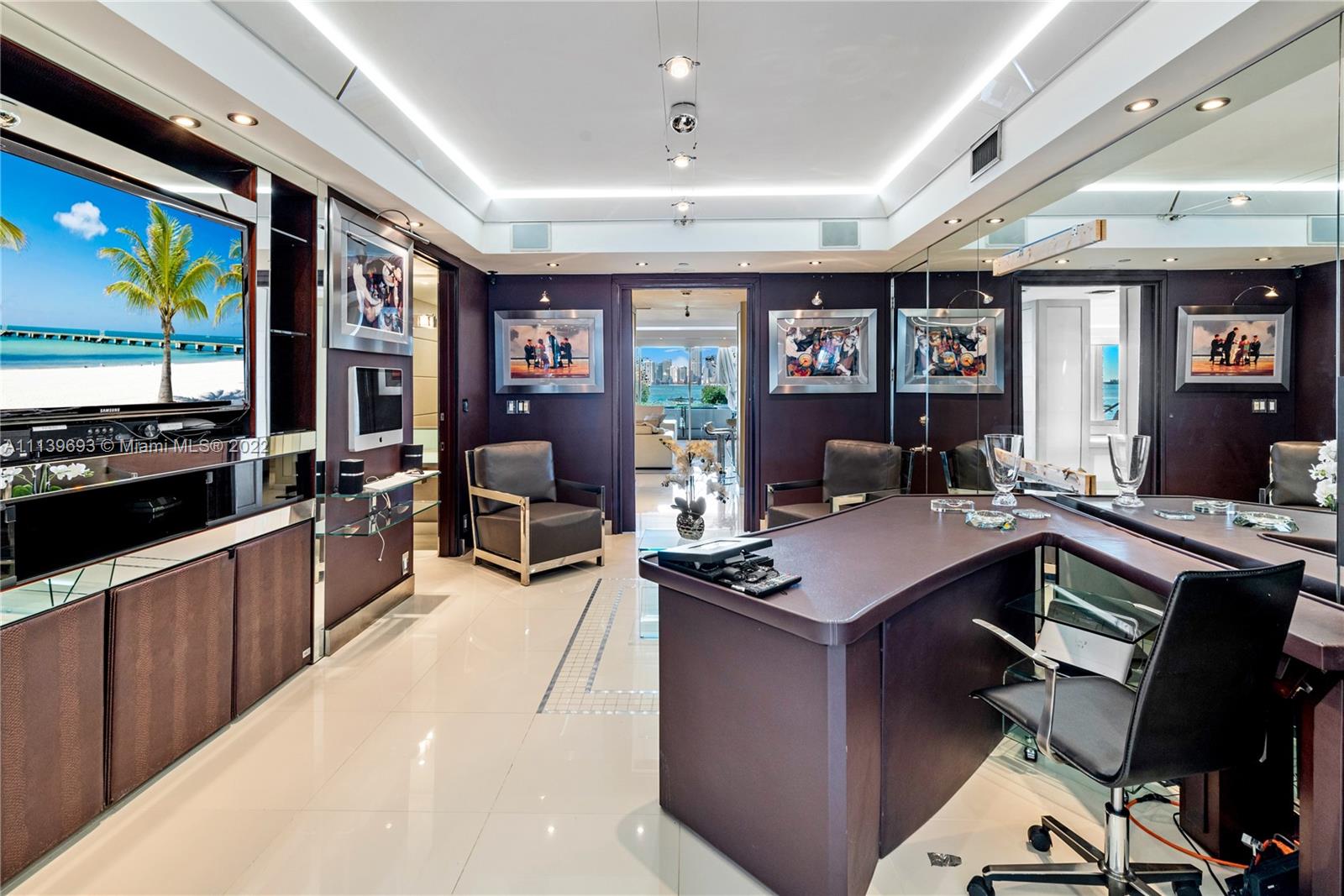 BAYVIEW FISHER ISL NO TWO - Residential