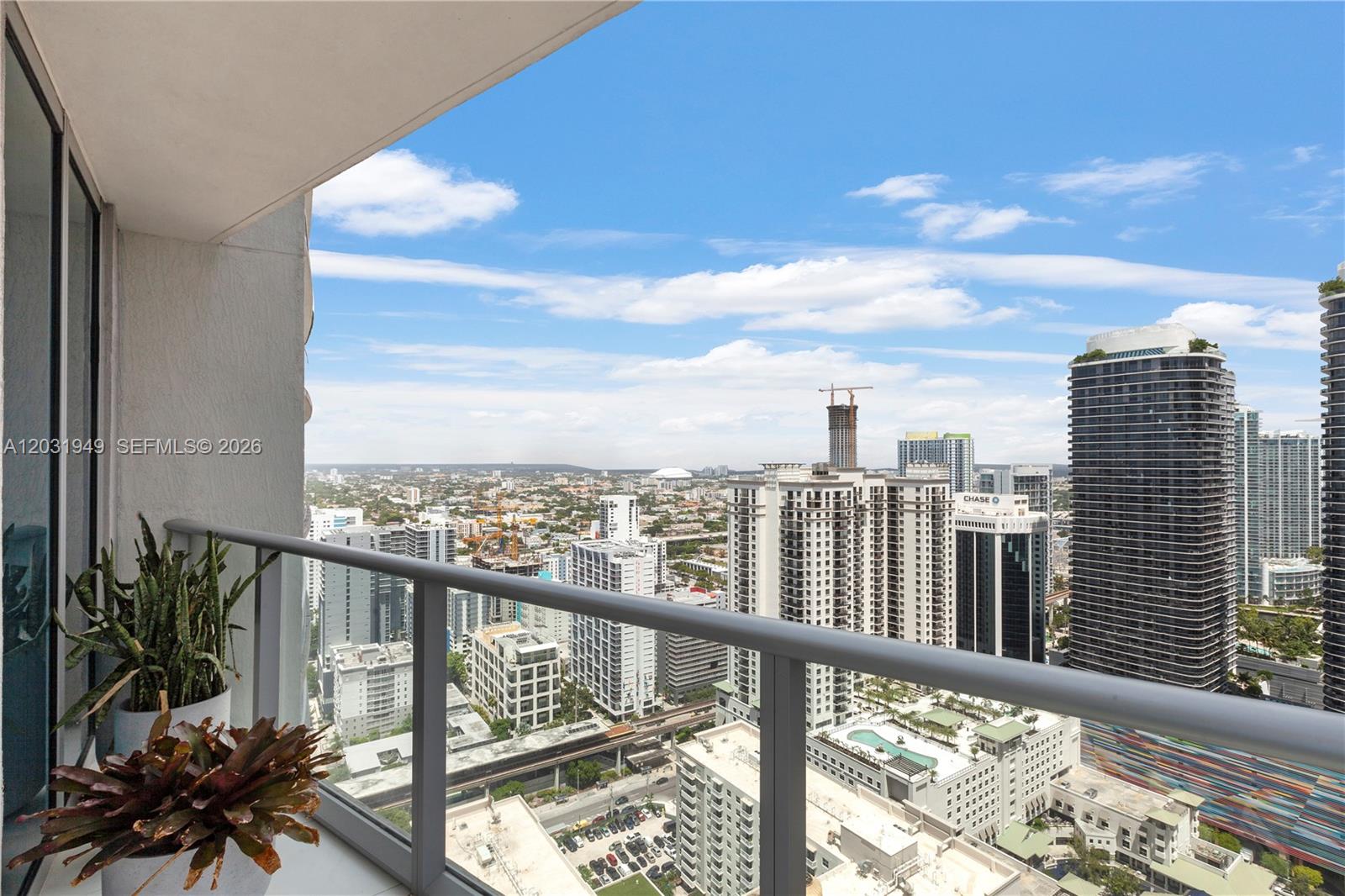 1100 MILLECENTO RESIDENCE - Residential