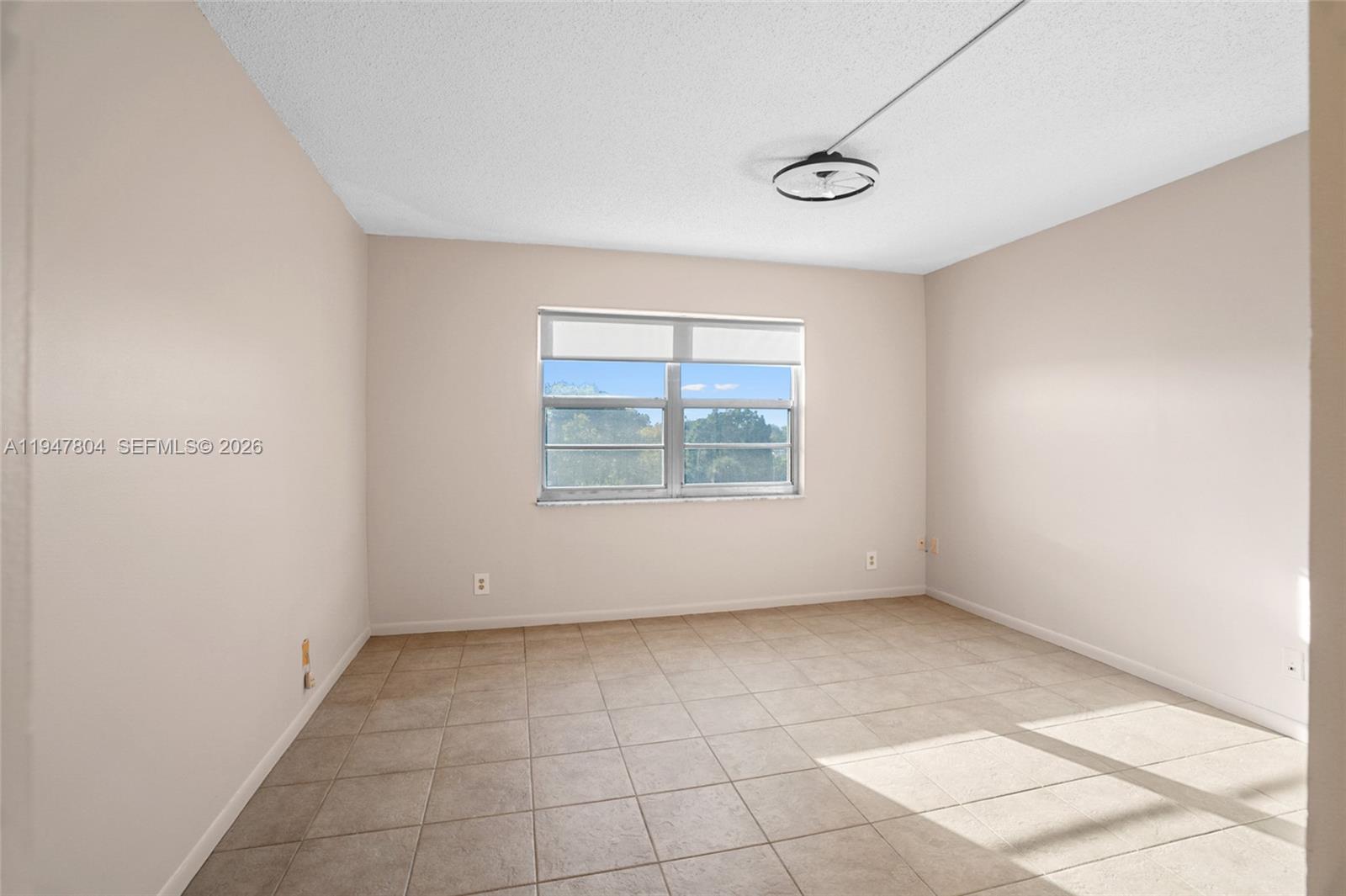 SHERWOOD SQUARE CONDOMINI - Residential