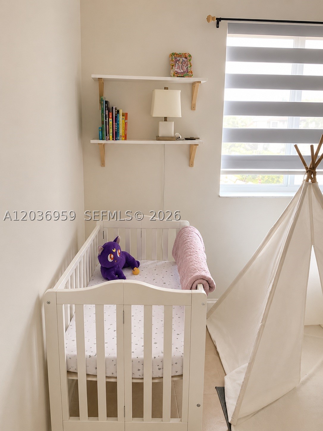 LAKES OF THE MEADOW SEC 5 - Residential