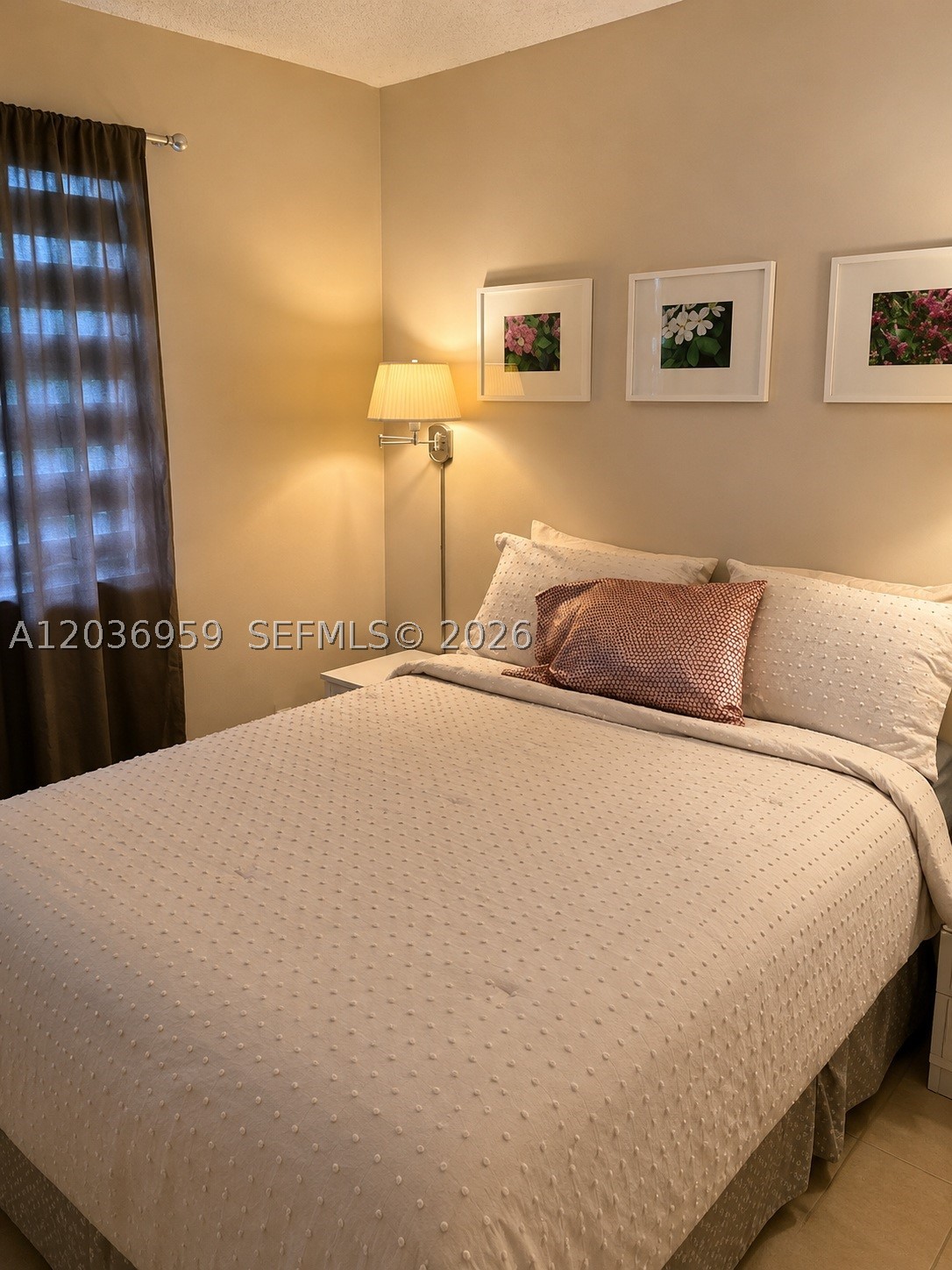 LAKES OF THE MEADOW SEC 5 - Residential