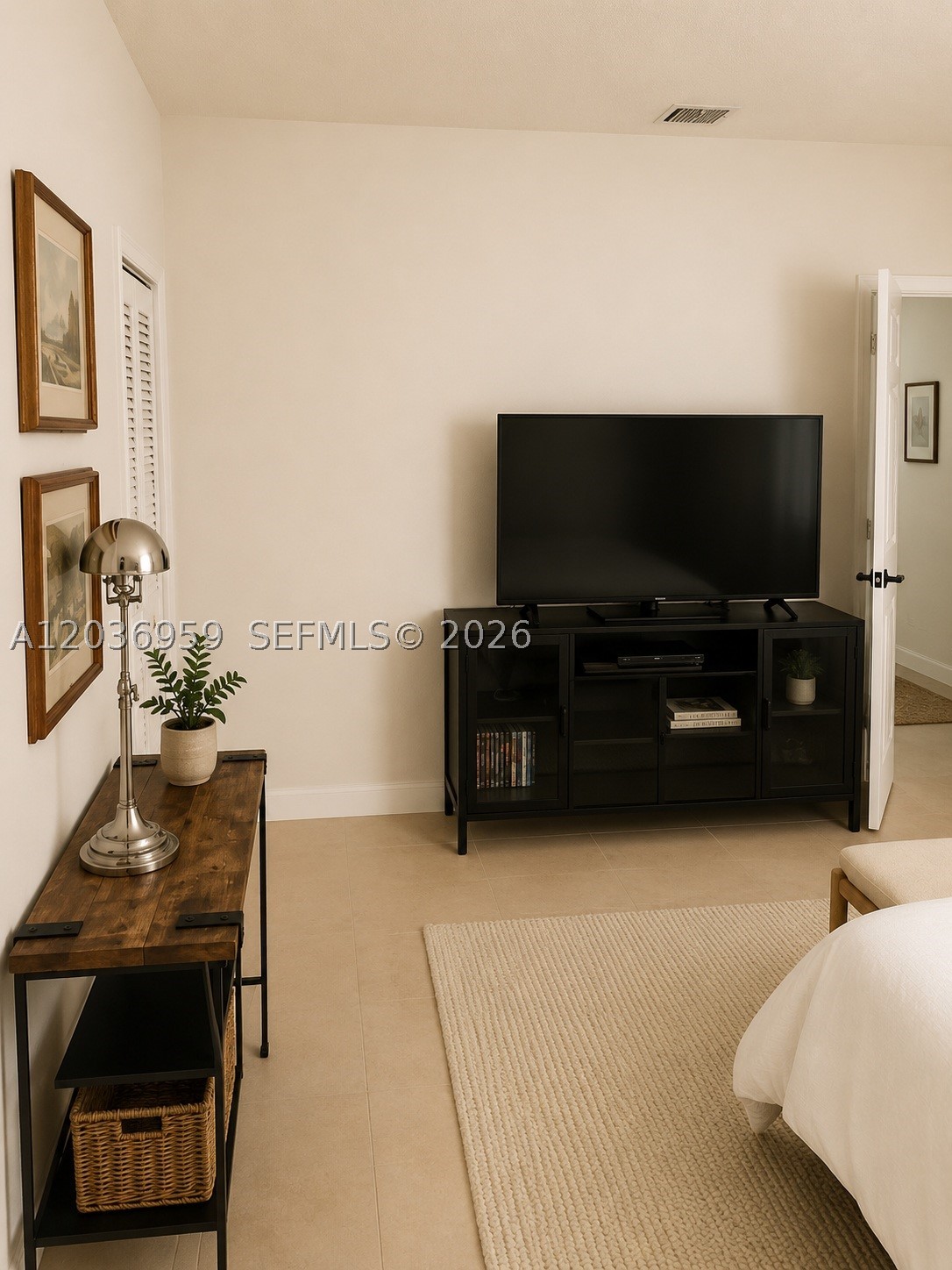 LAKES OF THE MEADOW SEC 5 - Residential