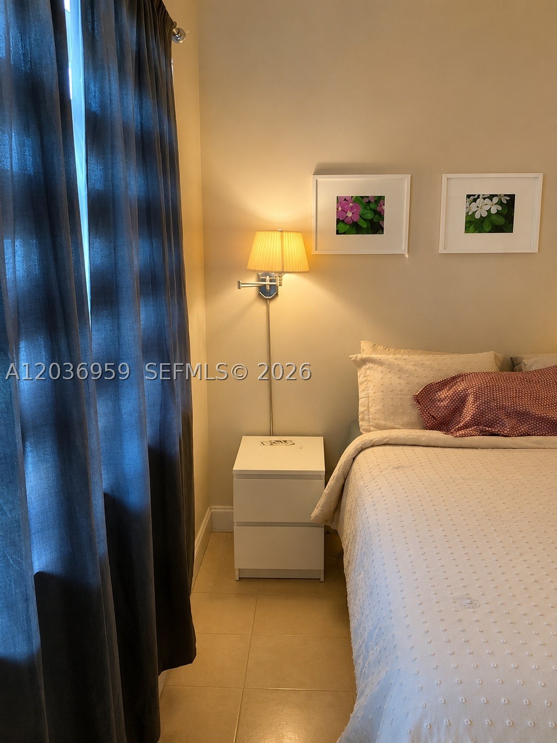 LAKES OF THE MEADOW SEC 5 - Residential