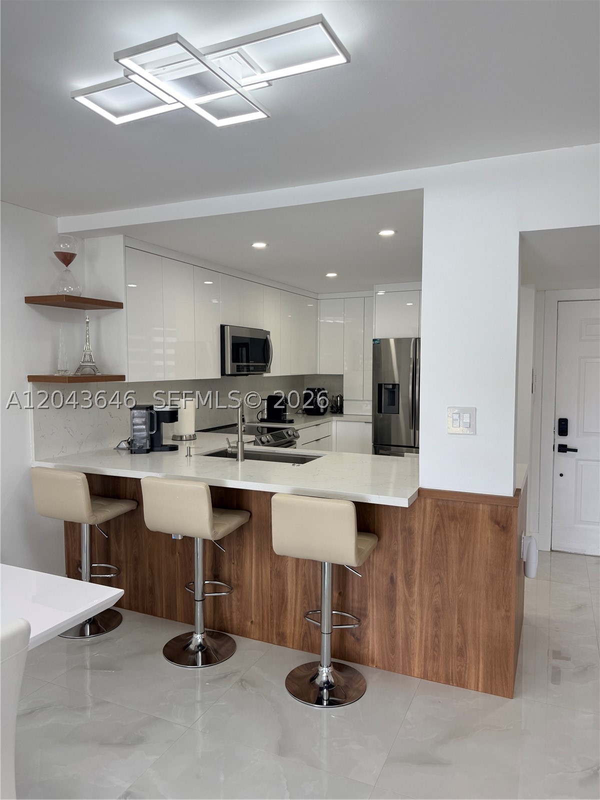 FAIRWAY GREENS CONDO HOME - Residential