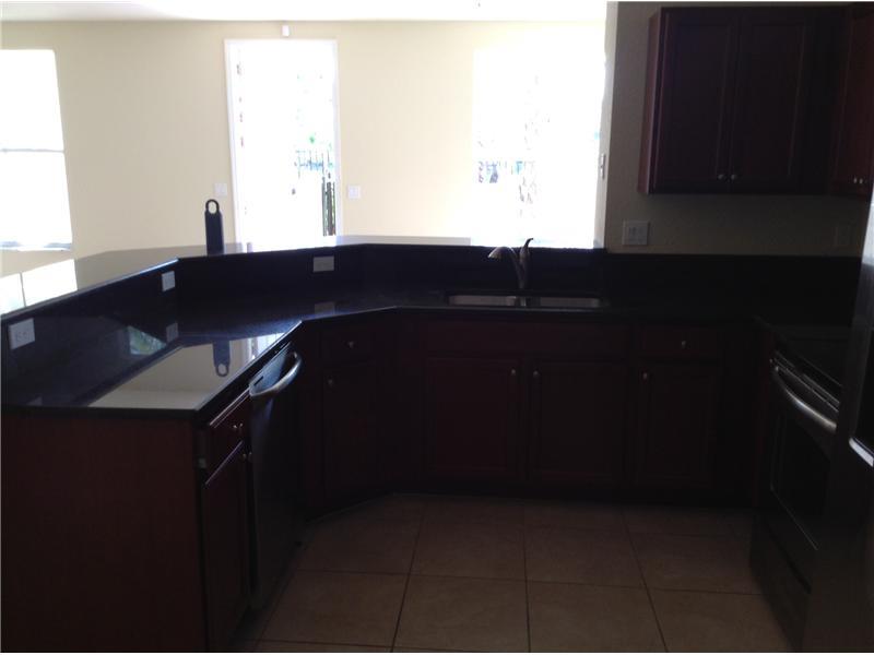 PALOMA LAKES PLAT 176-171 - Residential Lease