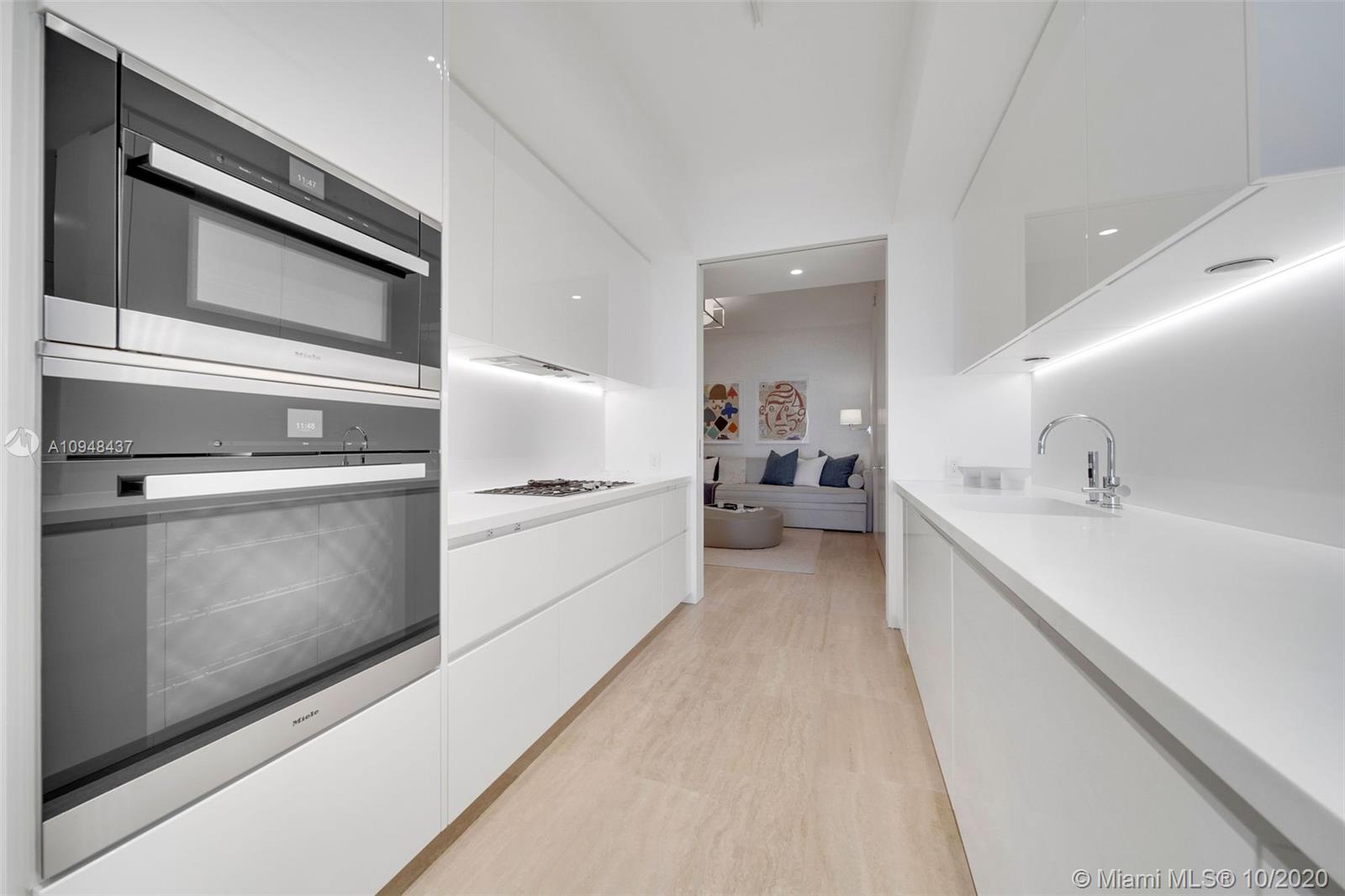 SURF CLUB CONDO - Residential