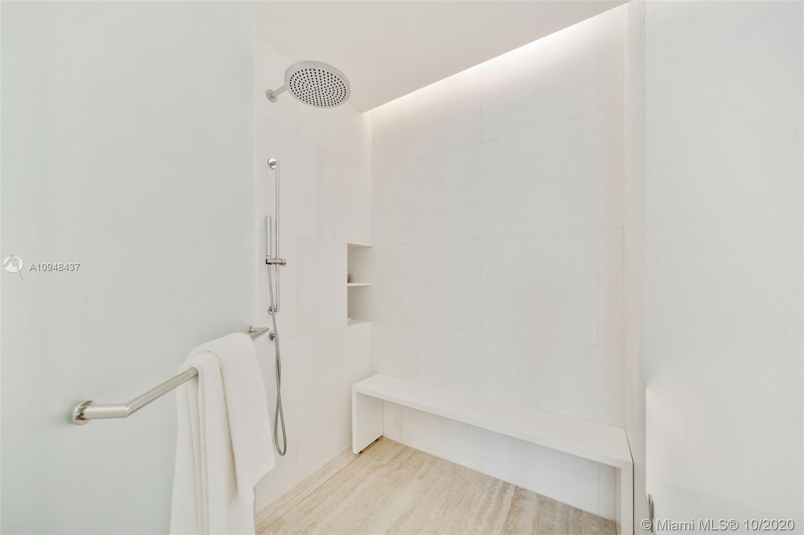 SURF CLUB CONDO - Residential