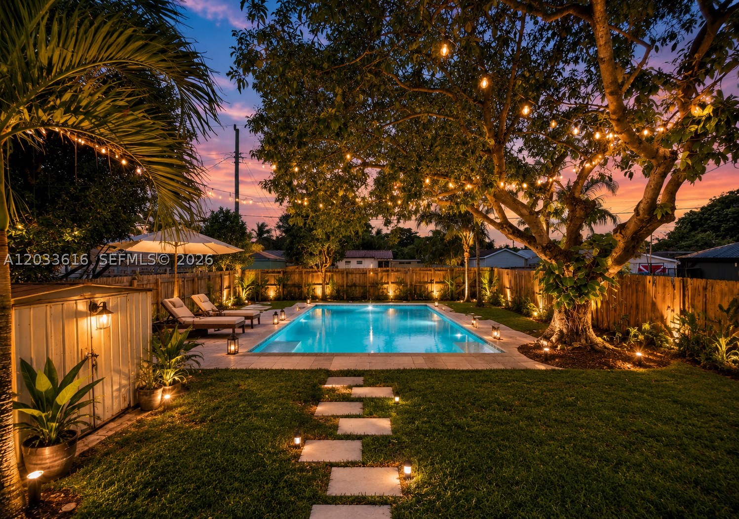 HOLLYWOOD PARK - Residential