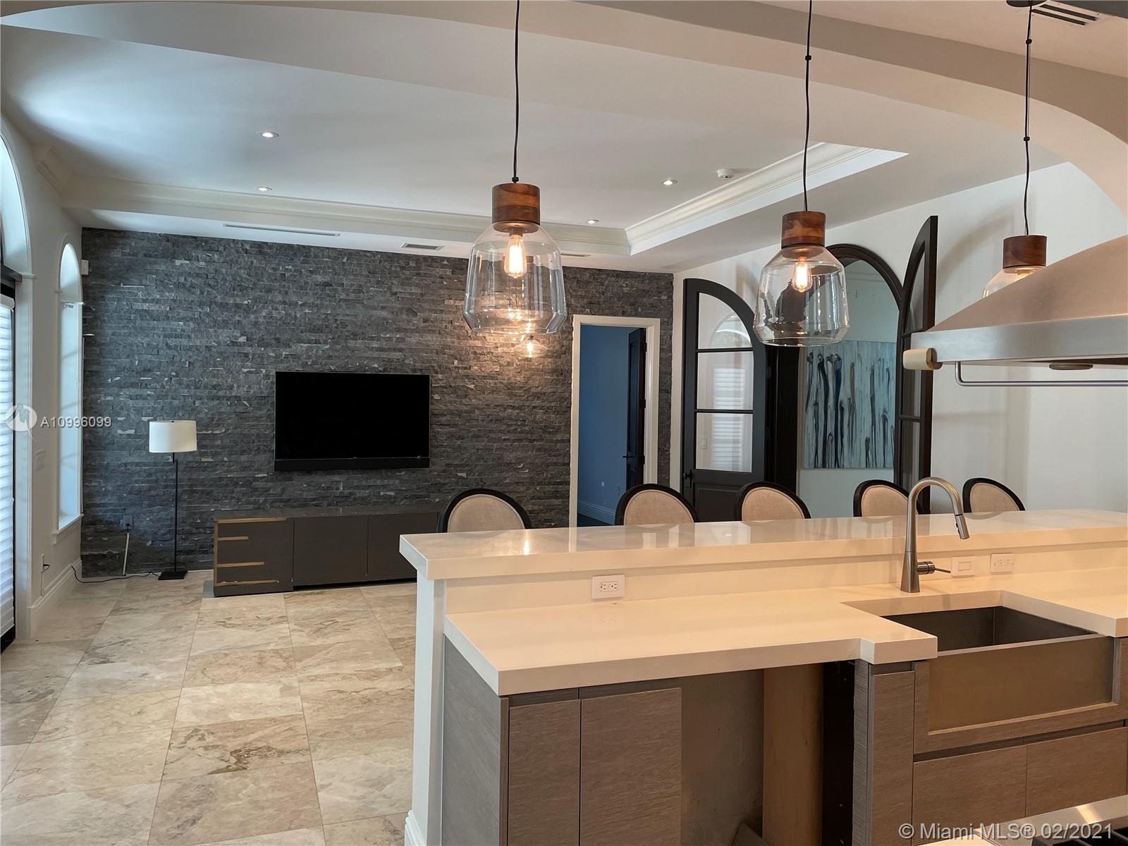 SAN JUAN HEIGHTS - Residential Lease