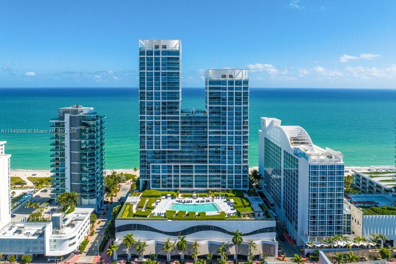 NORTH CARILLON BEACH COND - Residential