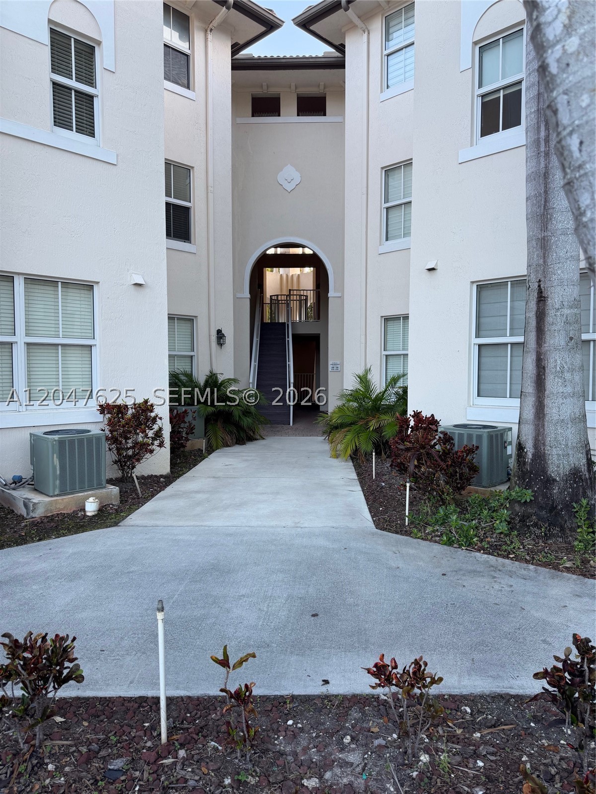 ST MORTIZ AT DORAL CONDO - Residential