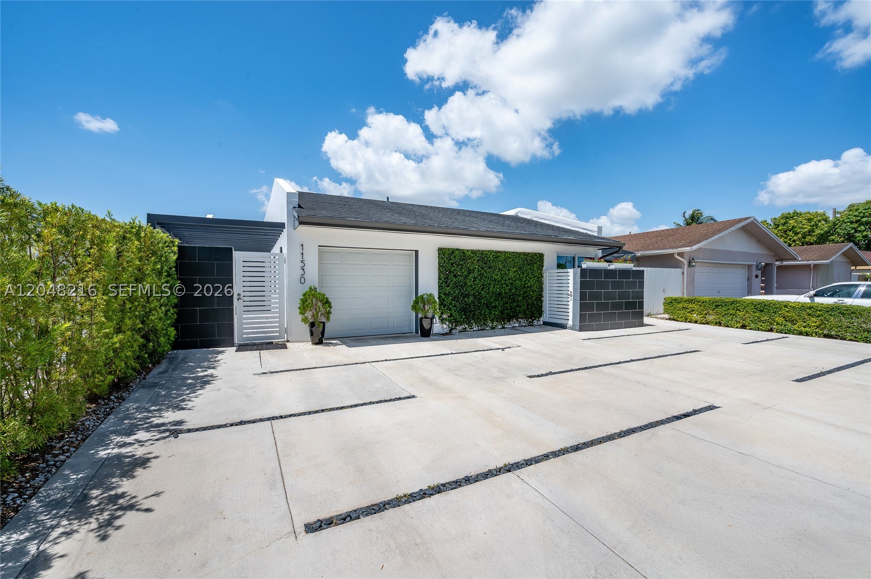 CORAL HIGHLANDS - Residential