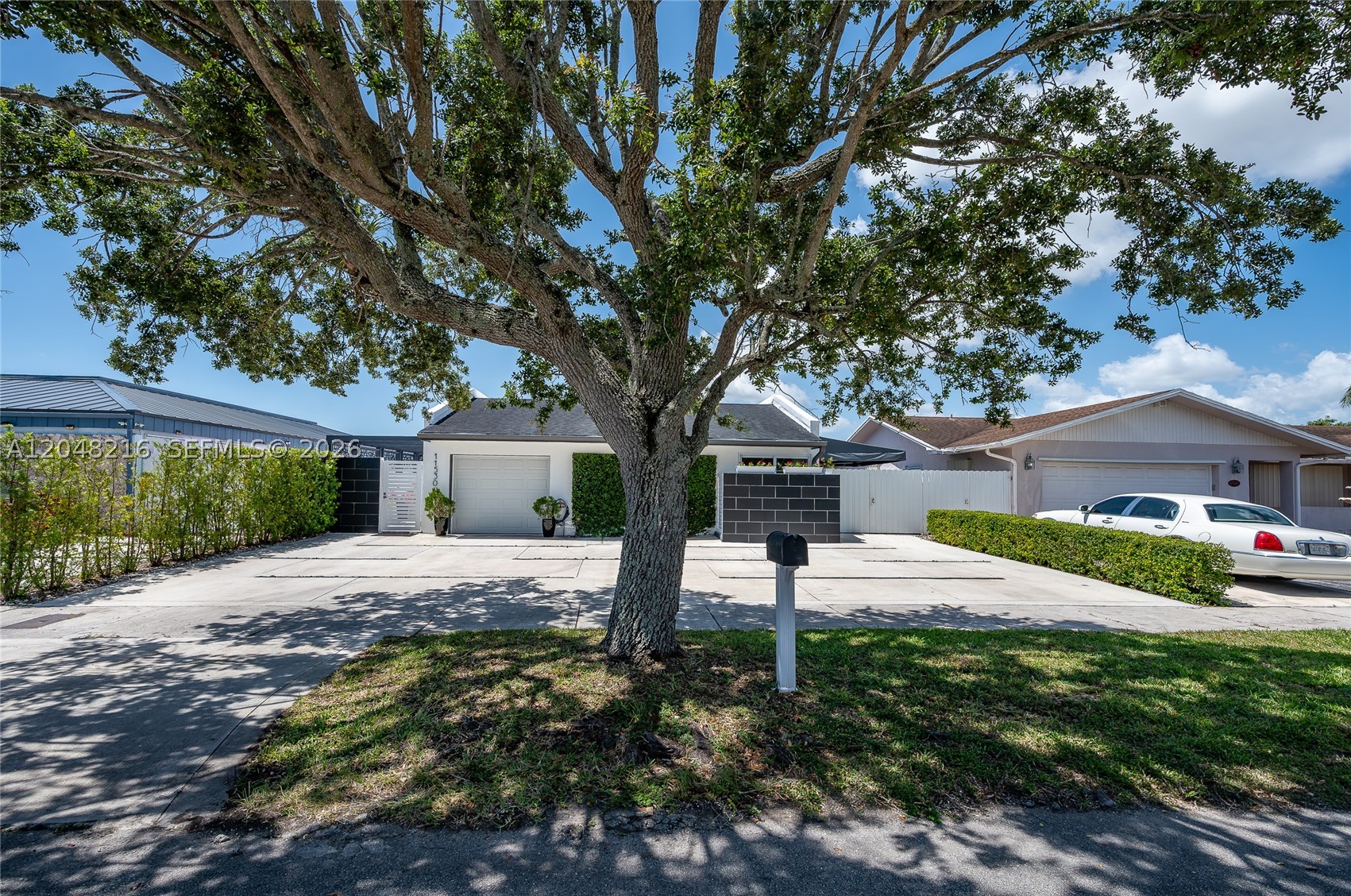 CORAL HIGHLANDS - Residential