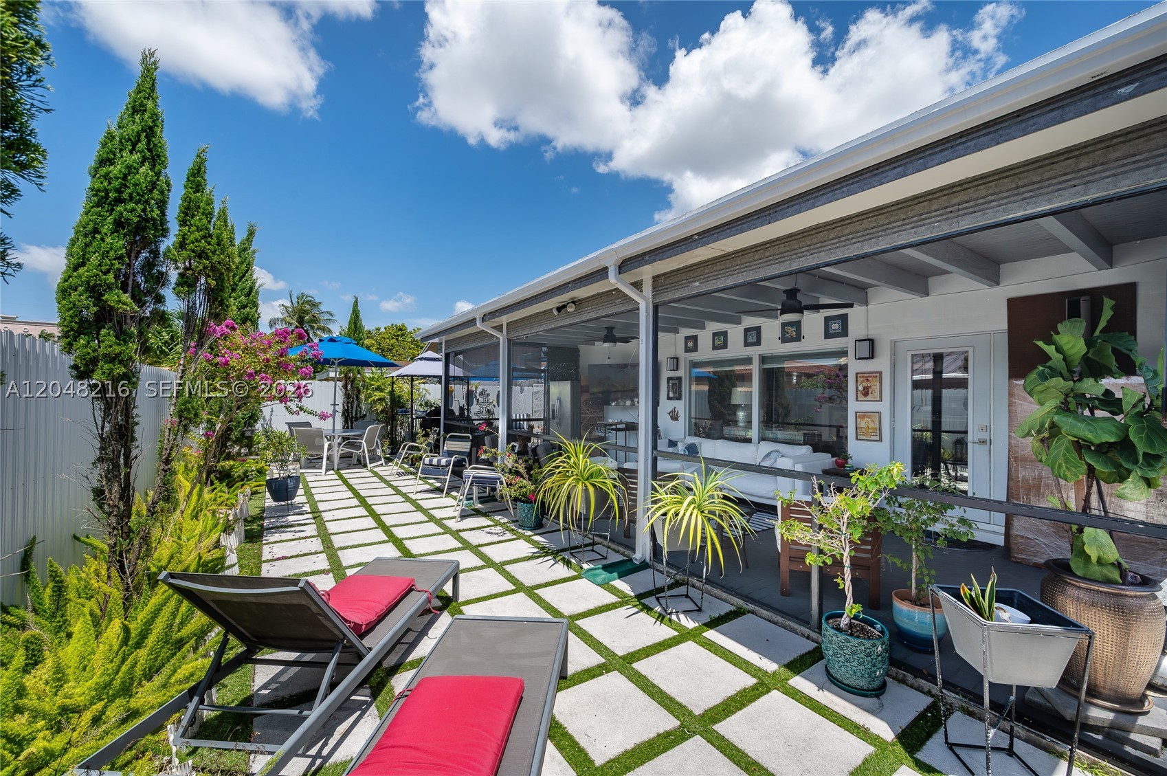 CORAL HIGHLANDS - Residential