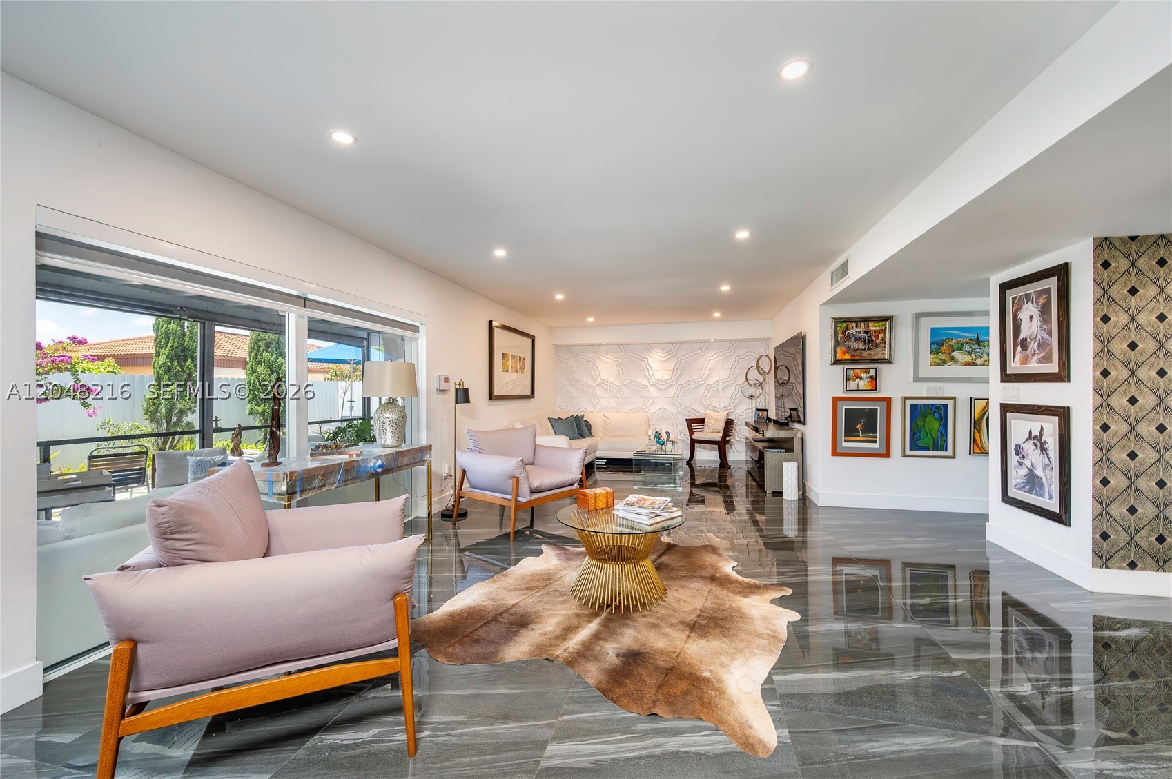 CORAL HIGHLANDS - Residential