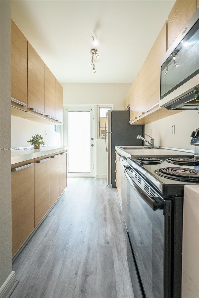 OCEANSIDE SEC ISLE OF NOR - Residential Lease
