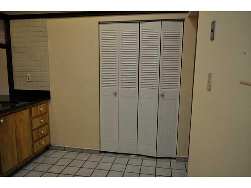 OMEGA VILLAS 2 CONDO - Residential Lease