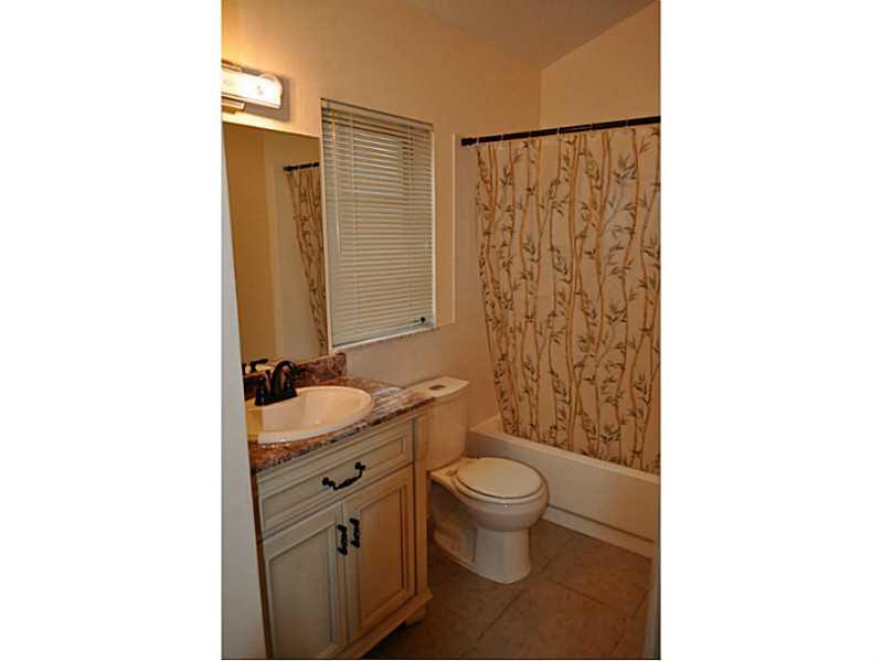 OMEGA VILLAS 2 CONDO - Residential Lease