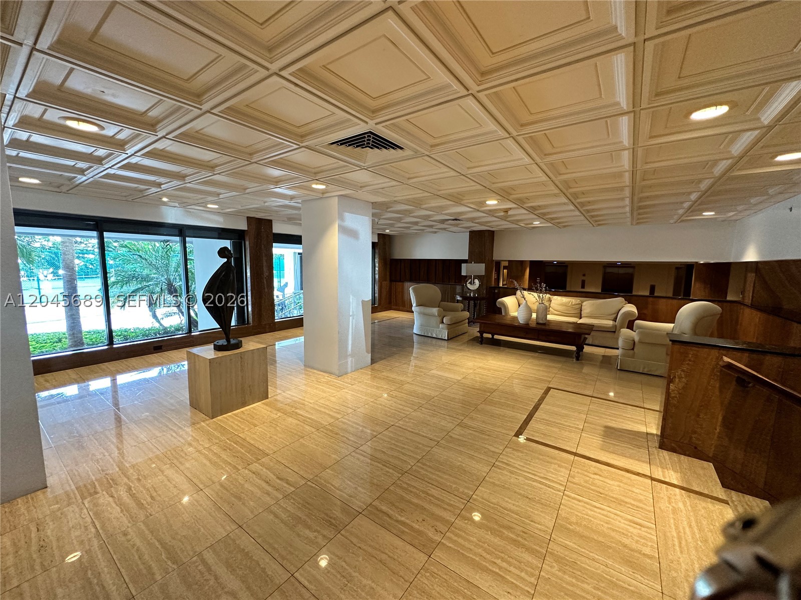BRICKELL BAY CLUB CONDO - Residential Lease