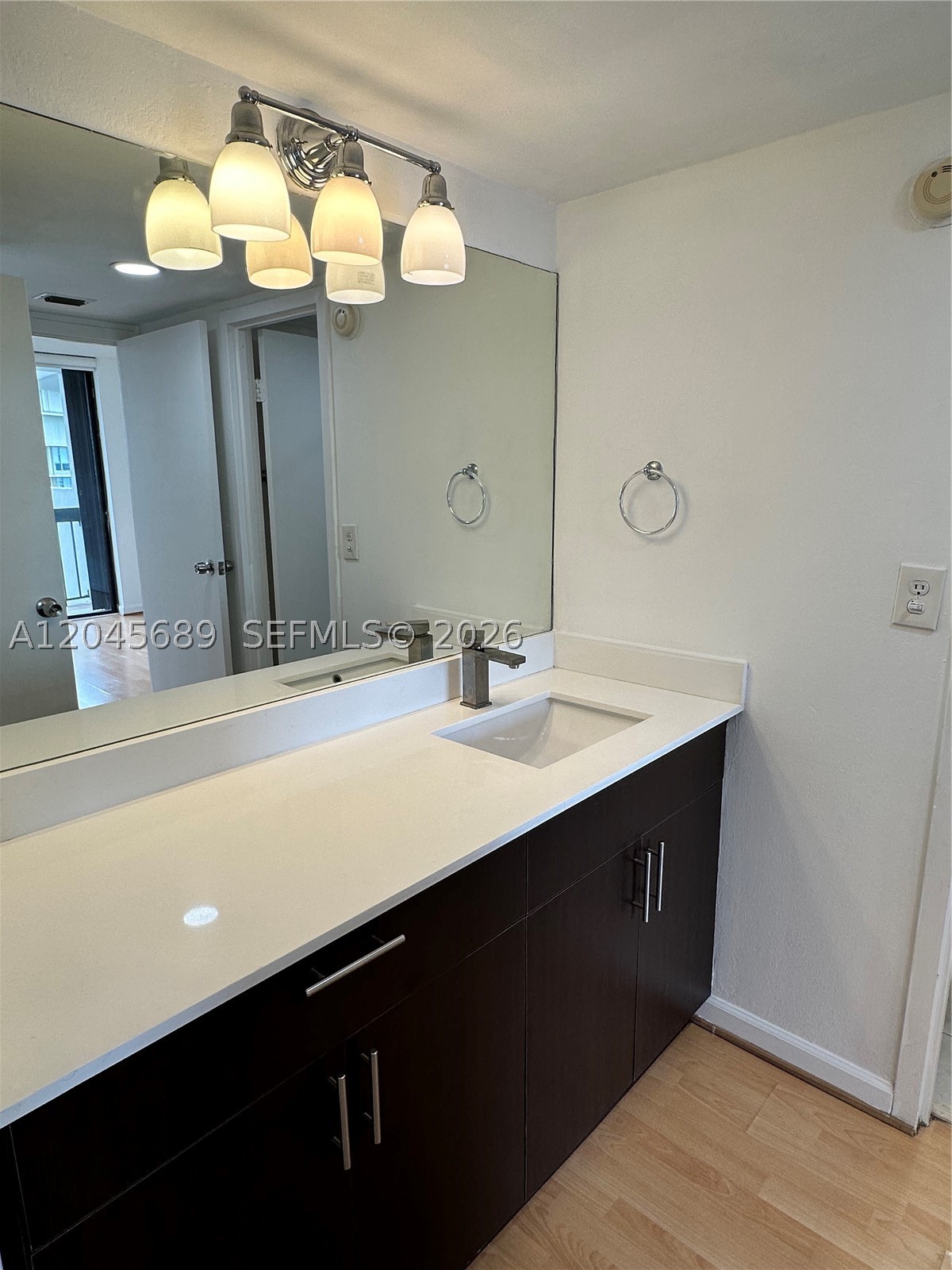 BRICKELL BAY CLUB CONDO - Residential Lease
