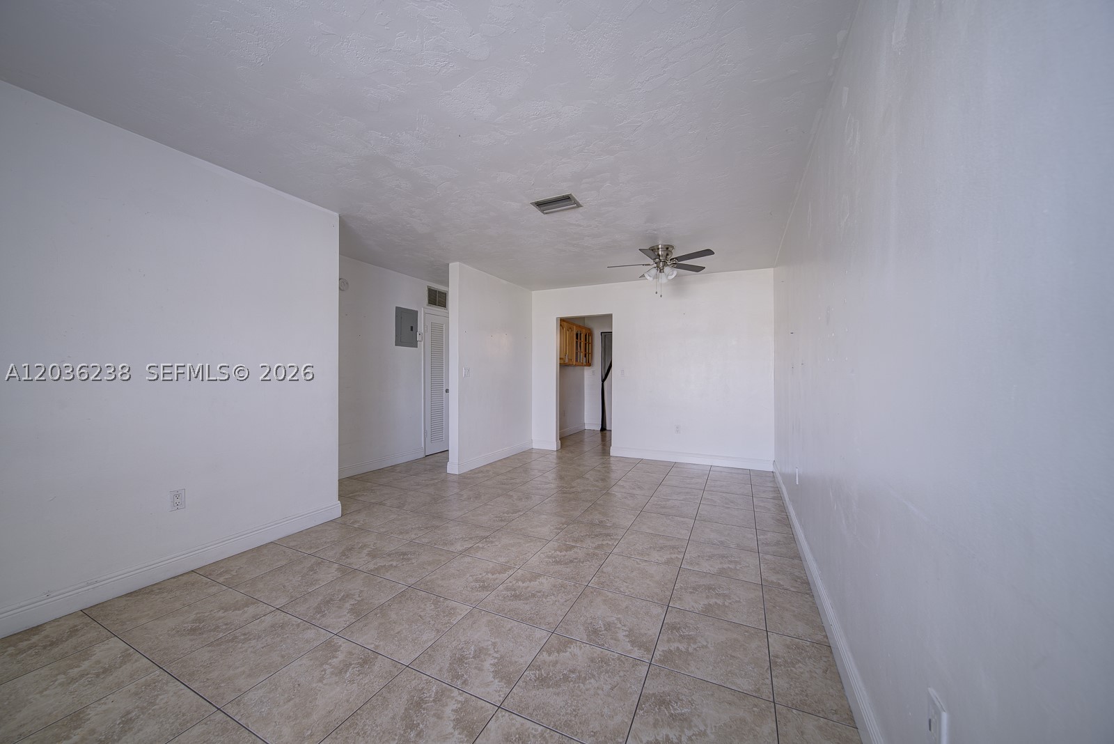 SWEETWATER GROVES .14 AC - Residential Income