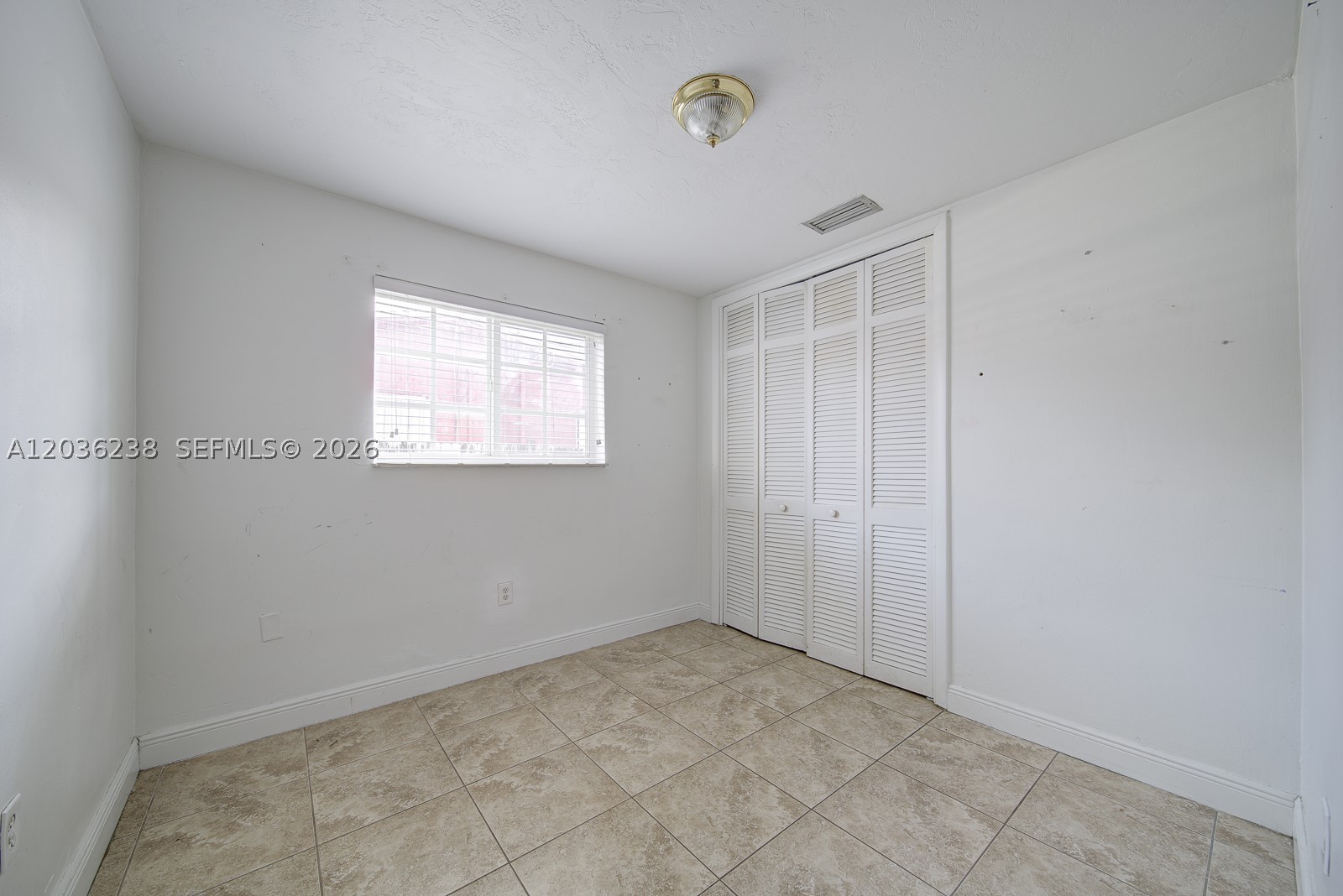 SWEETWATER GROVES .14 AC - Residential Income