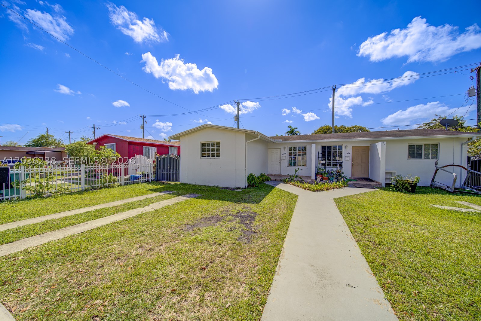 SWEETWATER GROVES .14 AC - Residential Income