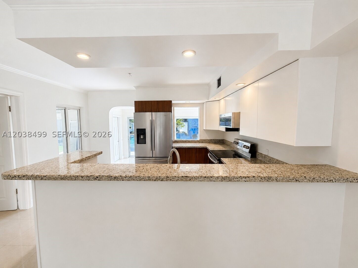NORTH HOLLYWOOD - Residential Lease