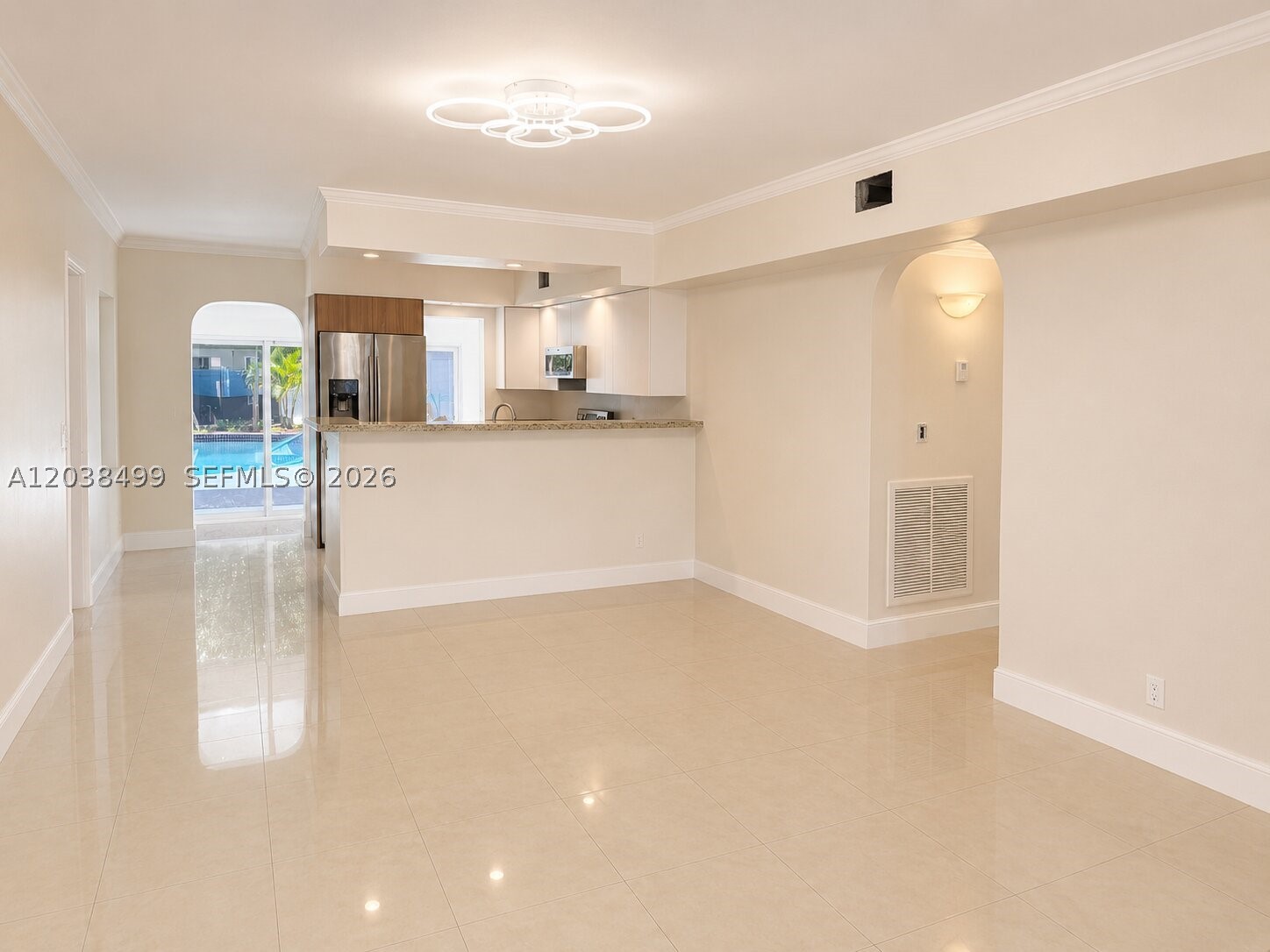 NORTH HOLLYWOOD - Residential Lease