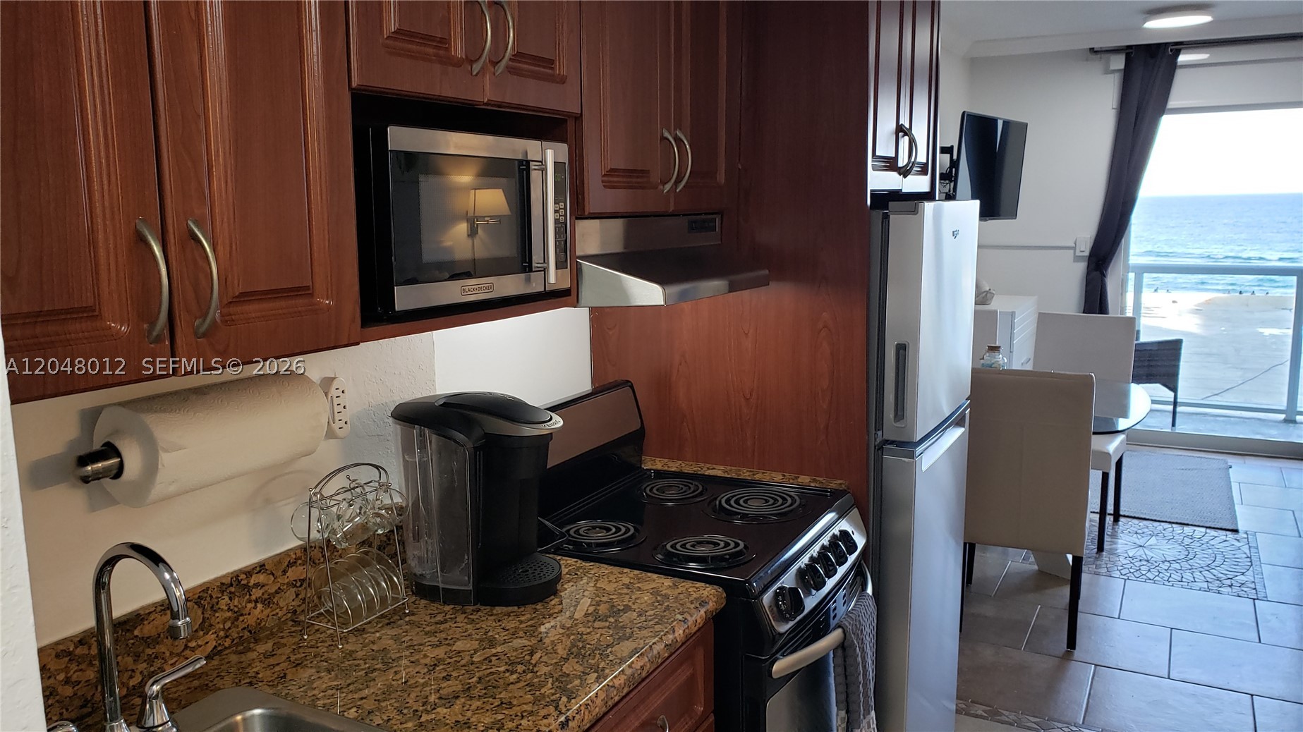 THE AVENTURA BEACH CLUB C - Residential
