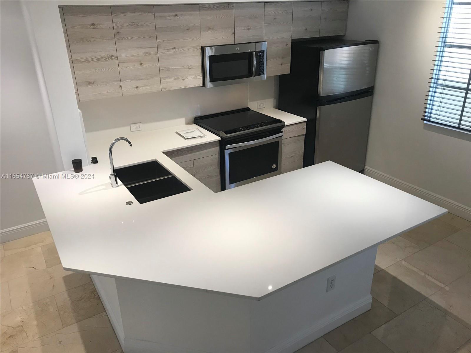 AVENTI AT AVENTURA CONDO - Residential Lease