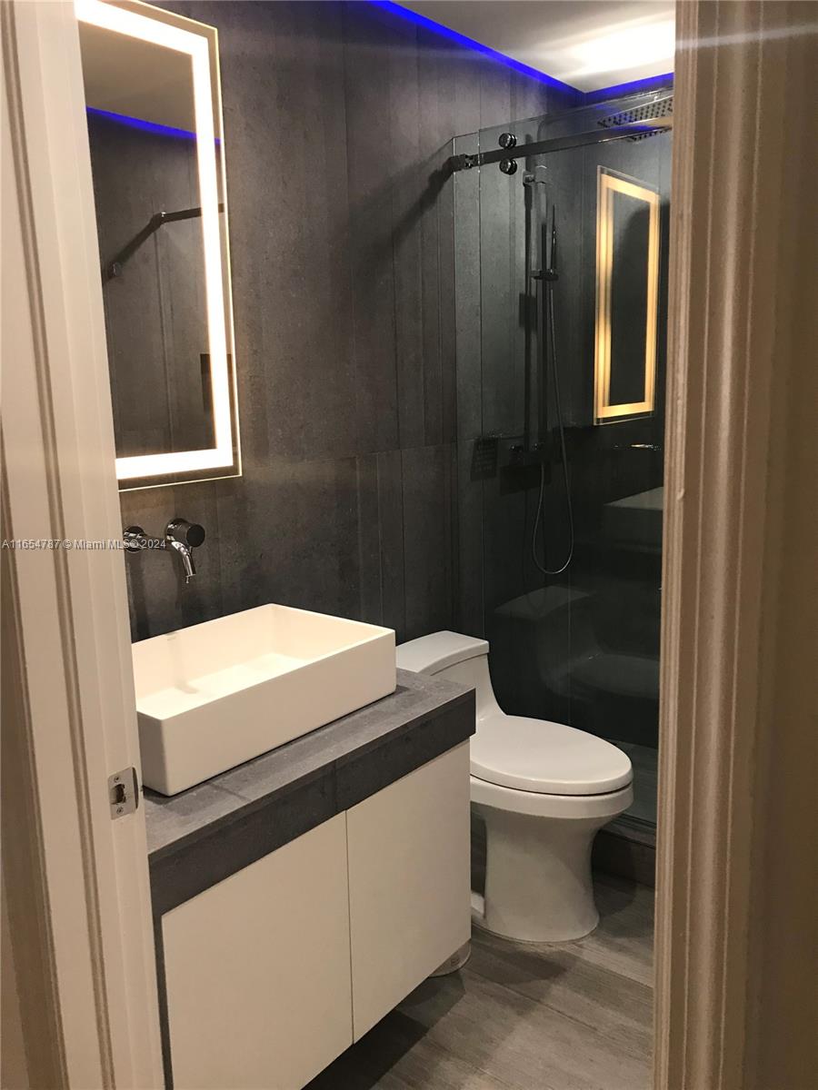 AVENTI AT AVENTURA CONDO - Residential Lease