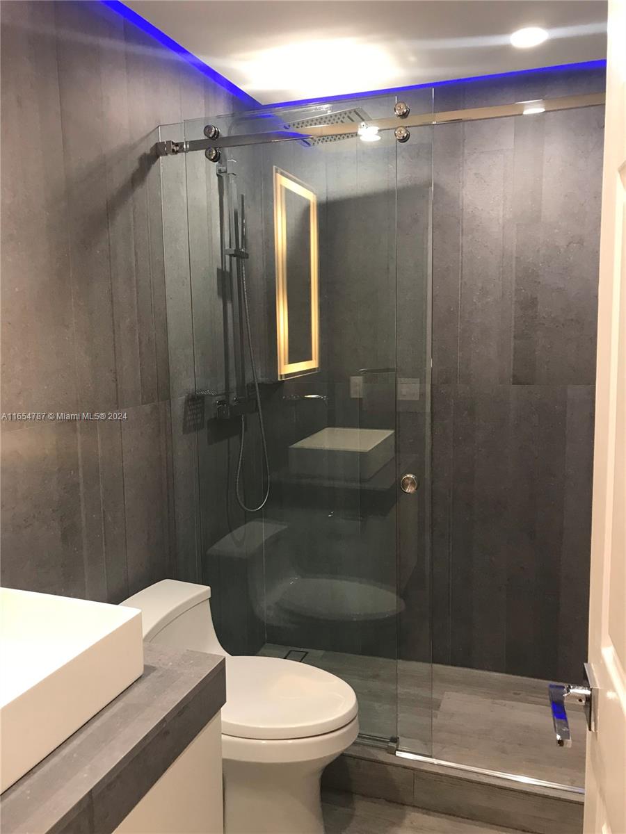 AVENTI AT AVENTURA CONDO - Residential Lease
