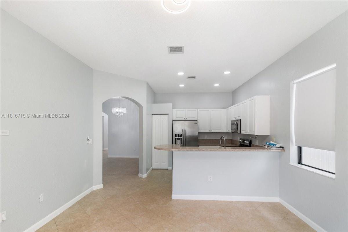 EFM ESTATES SECTIONS TWO - Residential Lease