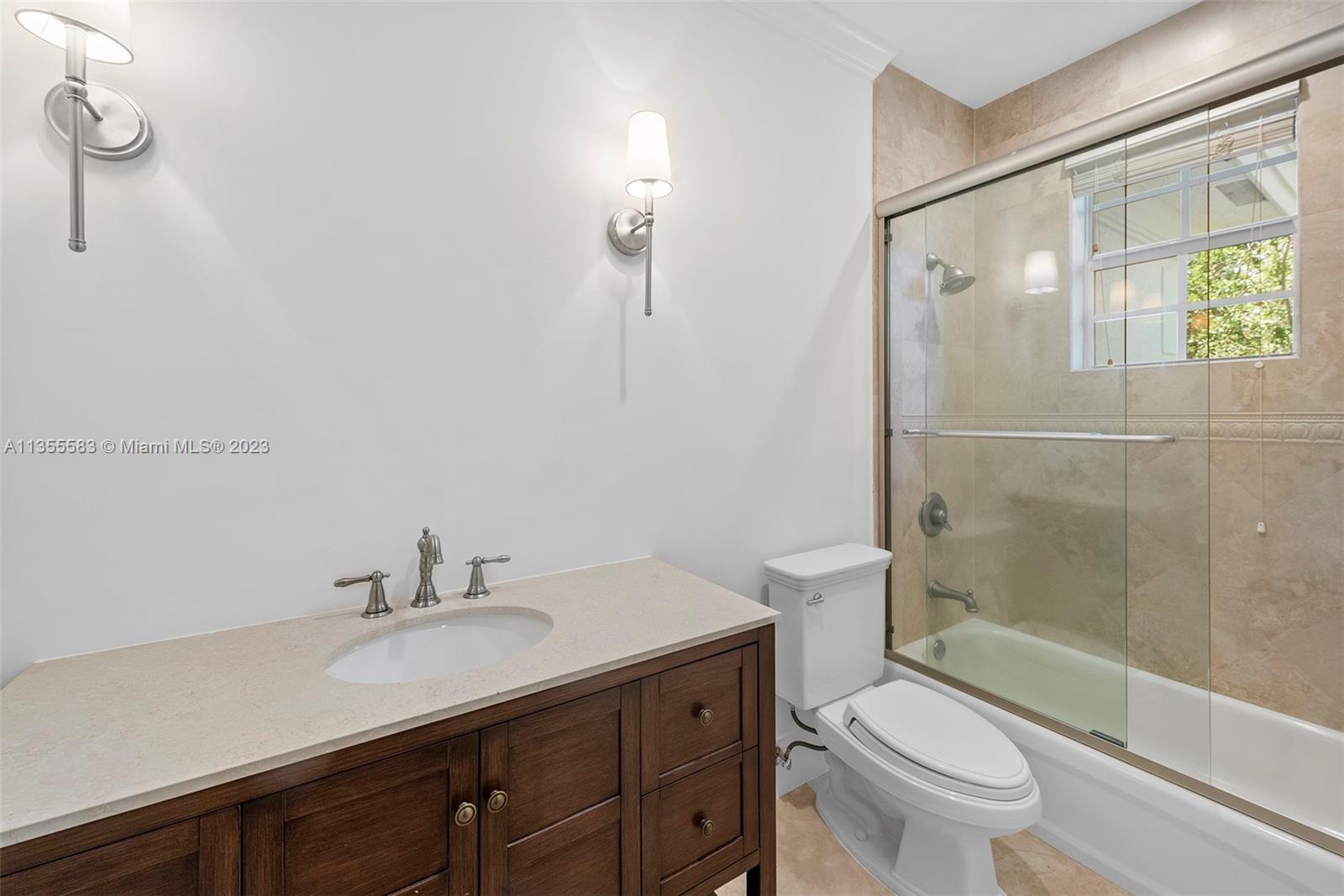 HELMS COUNTRY ESTATES RE- - Residential