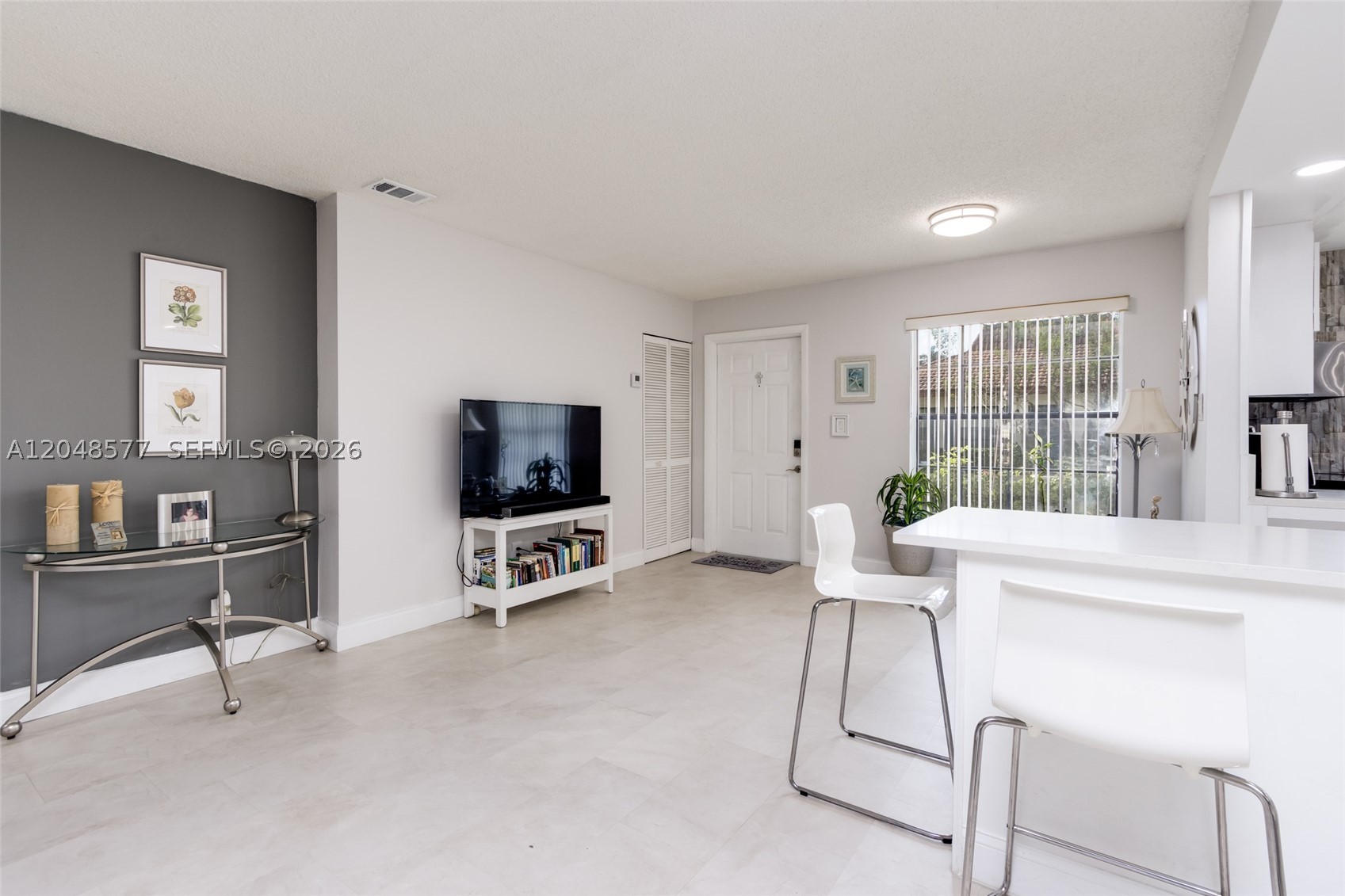 NOVA VILLAS CONDOMINIUM 6 - Residential