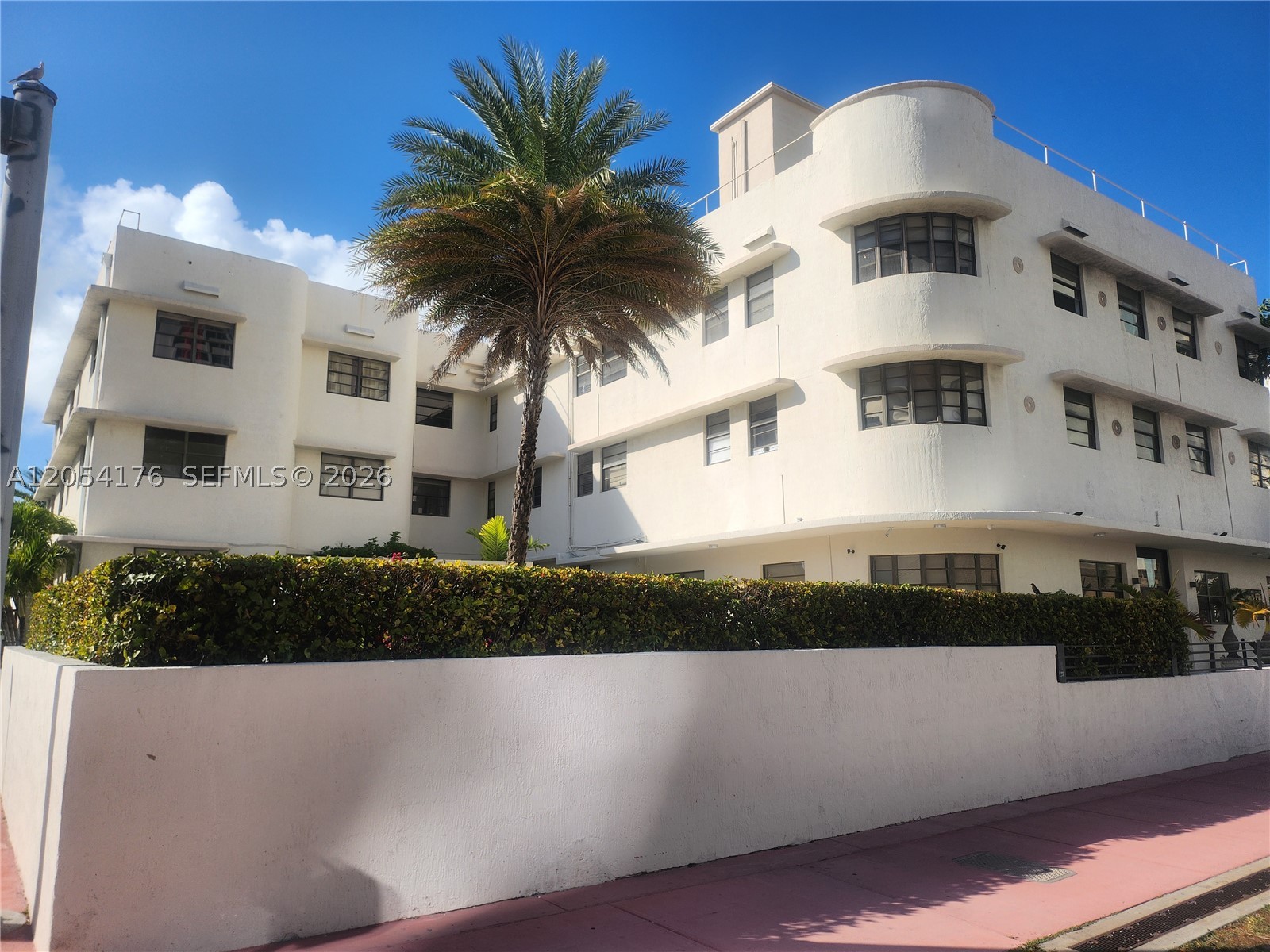 MIAMI BEACH IMPROVEMENT C - Residential Lease