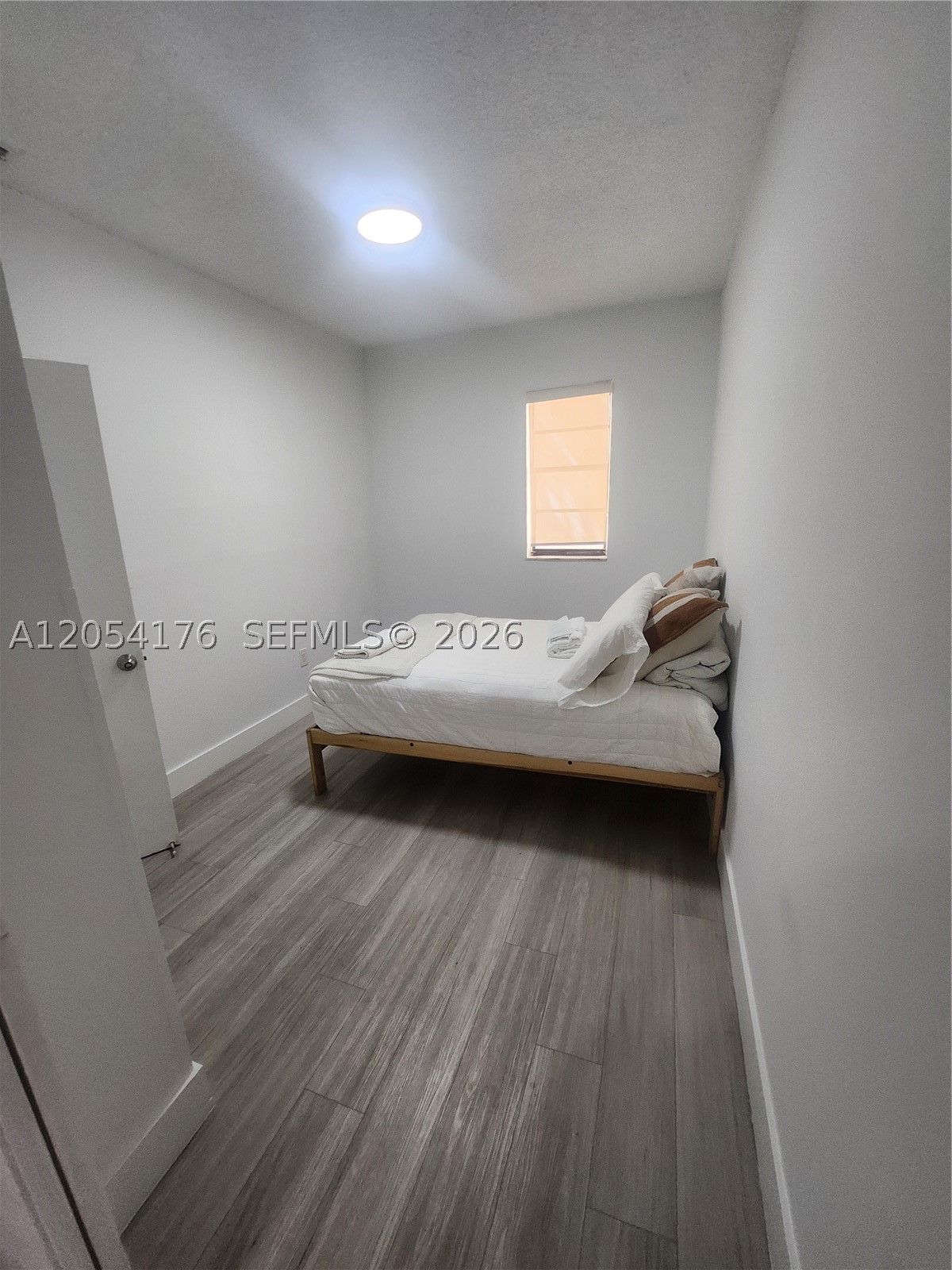 MIAMI BEACH IMPROVEMENT C - Residential Lease