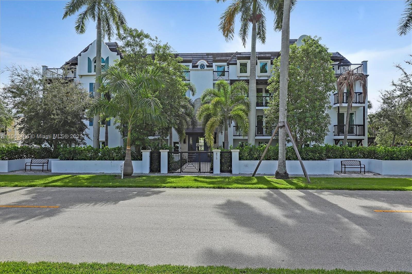 Luxury multifamily property suitable as a corporate retreat, family compound, or potential rental income. Many possible uses for this unique property in gorgeous downtown Naples, FL. Superb location in downtown Naples, FL right off of 9th St S and 9th Ave S - steps away from the coveted 5th Avenue S and 3rd St S! Beautifully appointed luxury property featuring a total of 4 units, 2 of which are Penthouses boasting 3,791 SF each. The other 2 units are "Flats" featuring 2,044 SF each. The compound offers a swimming pool with sun-shelf, recreational area with barbecue and outdoor seating. The ground floor features private garages for all units with additional storage space.
Existing short-term leases in place as a source of income and must be honored at purchase.