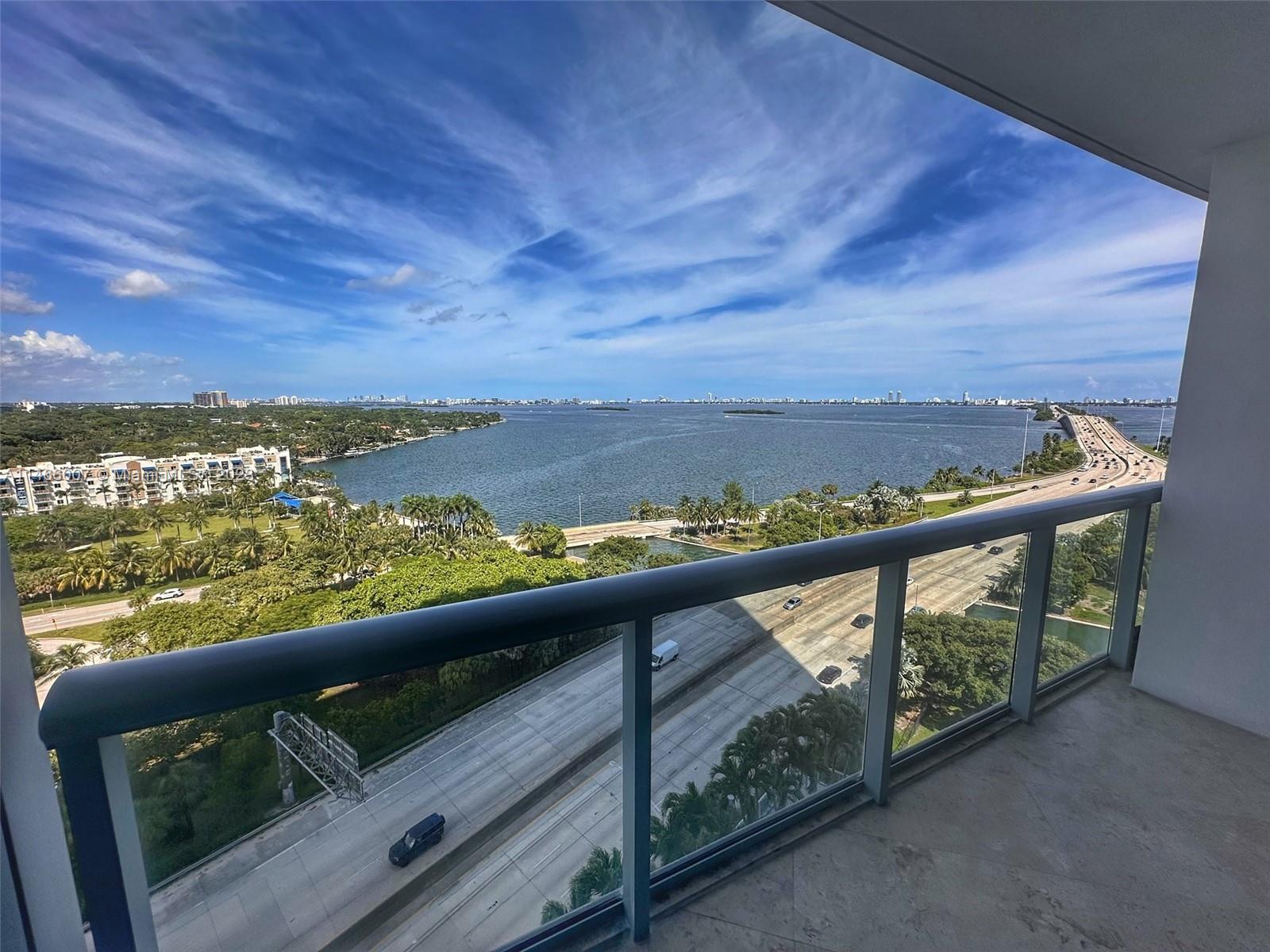 BLUE CONDO - Residential Lease