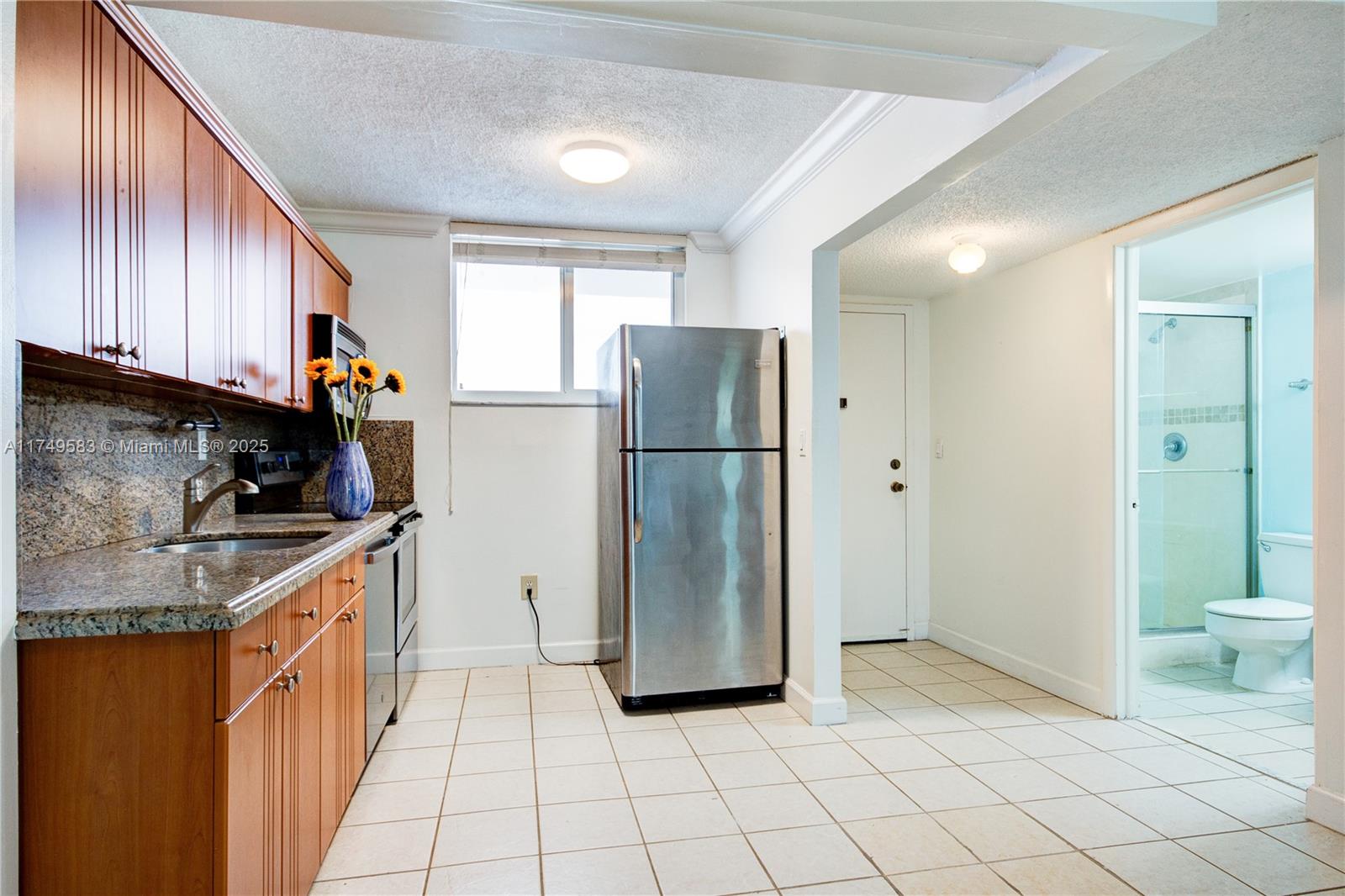 WEST BAY GARDENS CONDO - Residential Lease