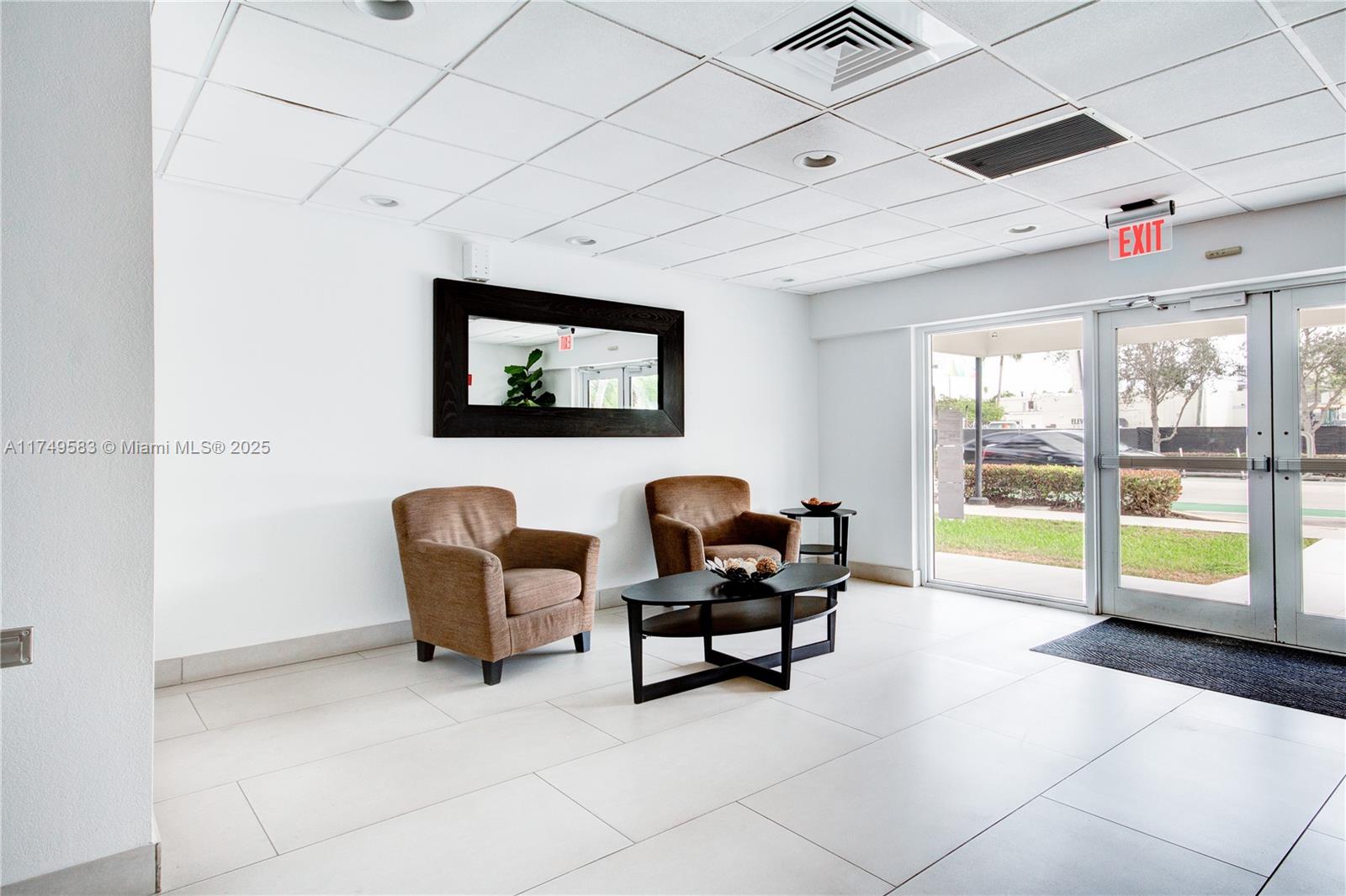 WEST BAY GARDENS CONDO - Residential Lease