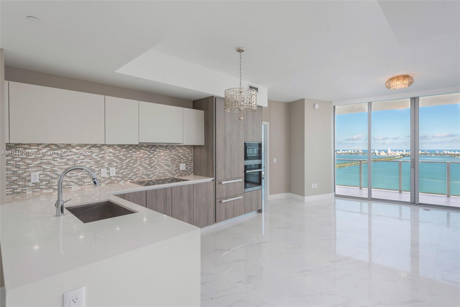 BISCAYNE BEACH CONDO - Residential Lease