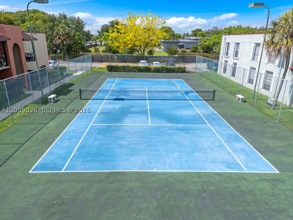 SPANISH TRACE CONDO - Residential Lease