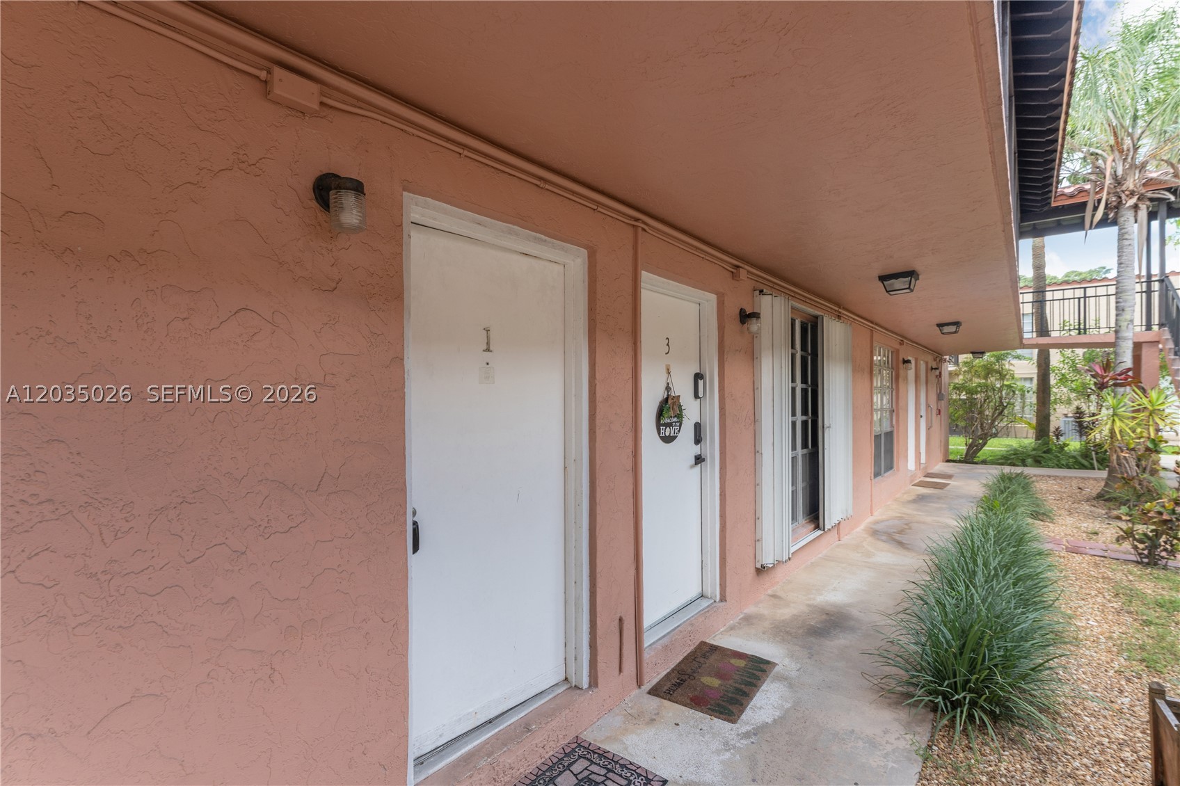 SPANISH TRACE CONDO - Residential Lease