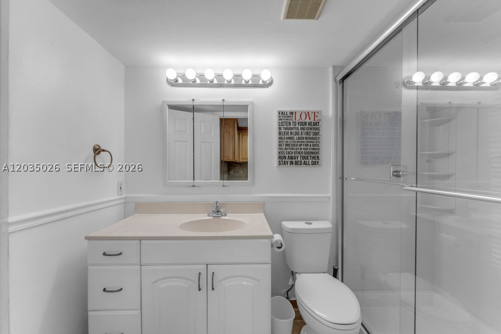 SPANISH TRACE CONDO - Residential Lease