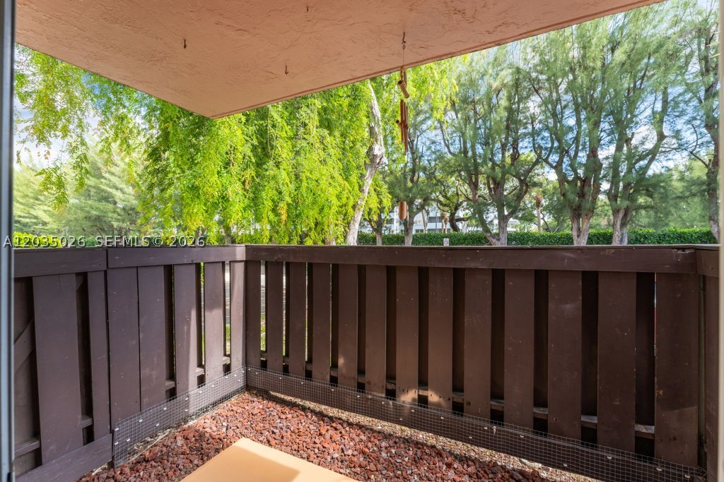 SPANISH TRACE CONDO - Residential Lease