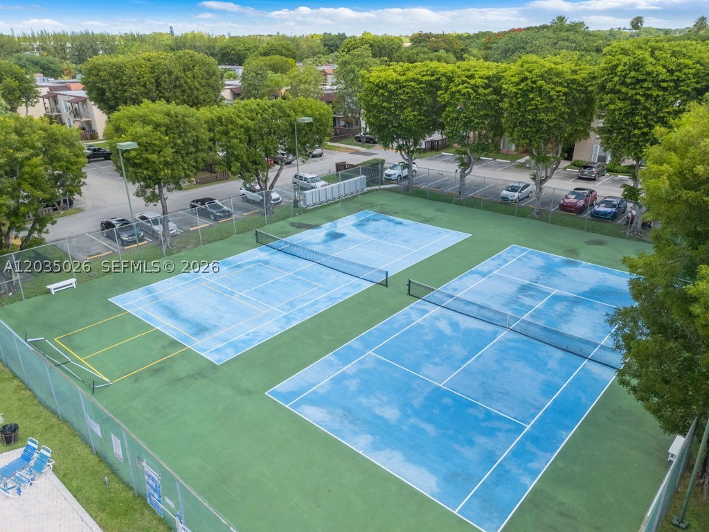 SPANISH TRACE CONDO - Residential Lease