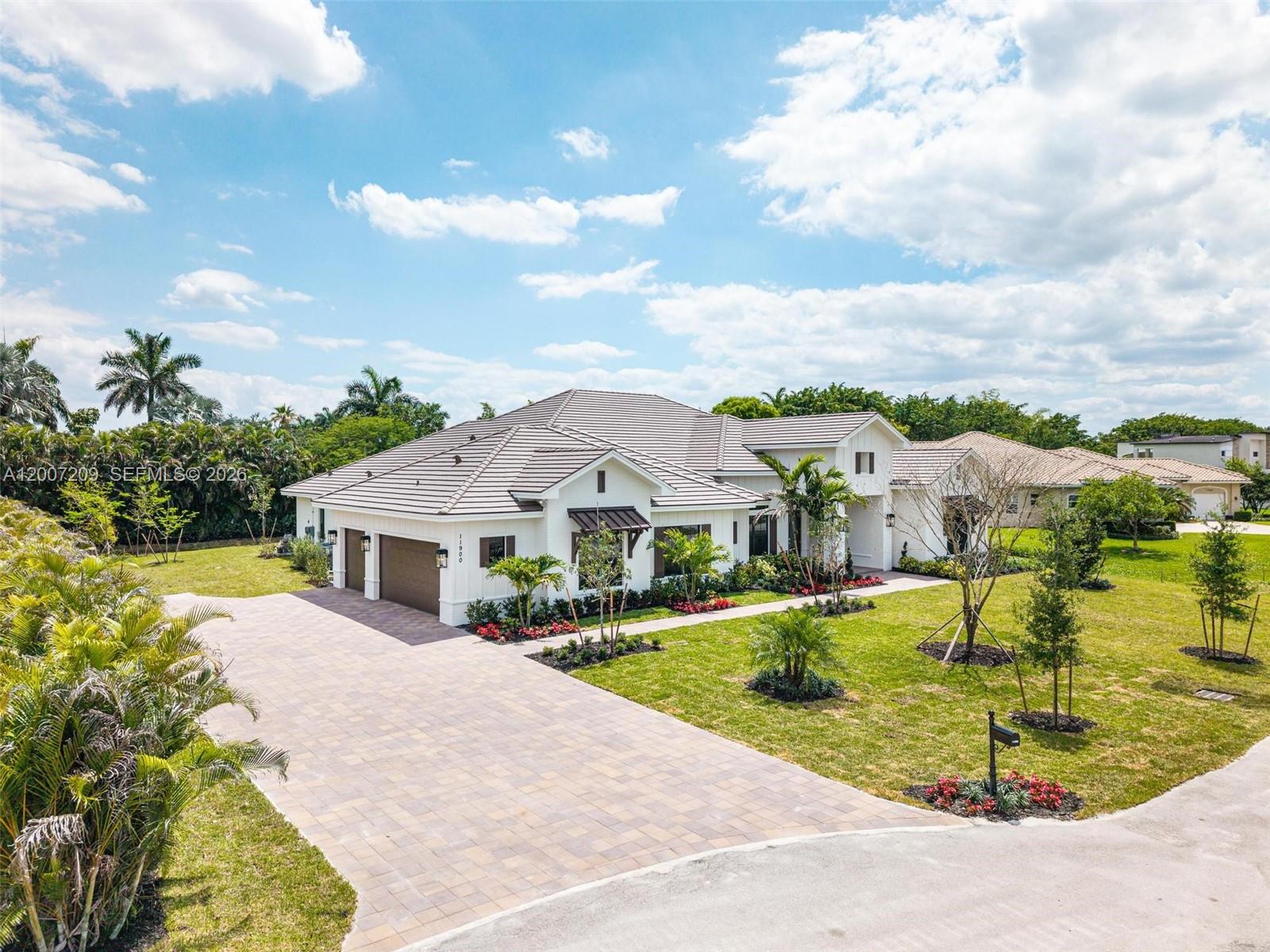 FLAMINGO RANCH ESTATES - Residential