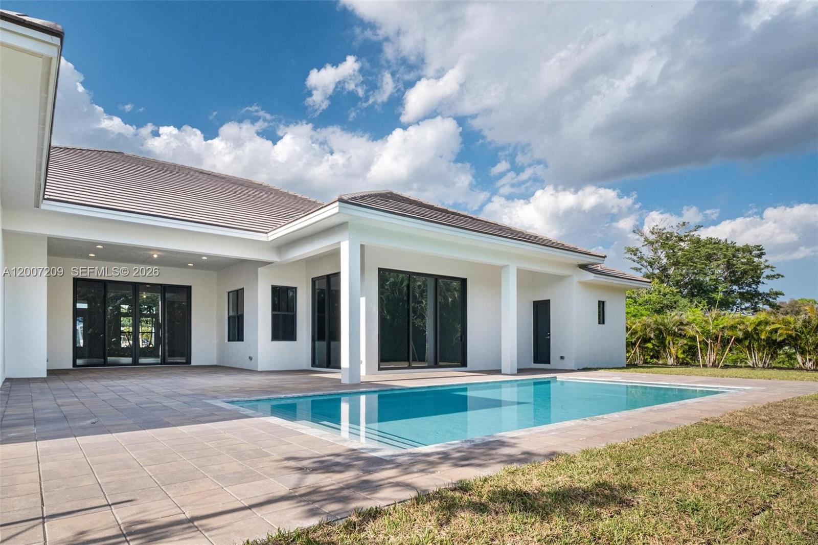 FLAMINGO RANCH ESTATES - Residential